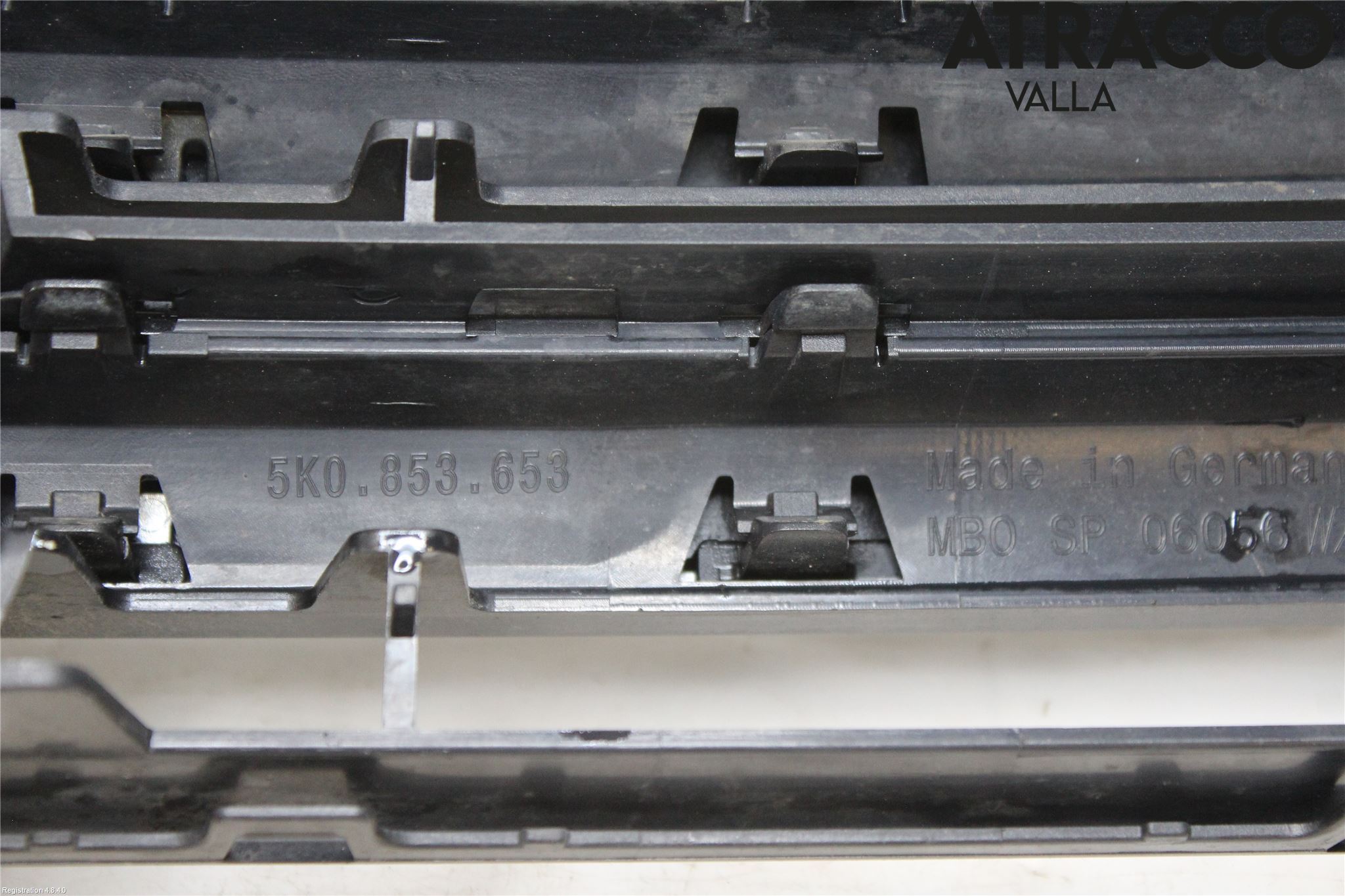 Volkswagen VW GOLF VI 09-13 Grill Komp