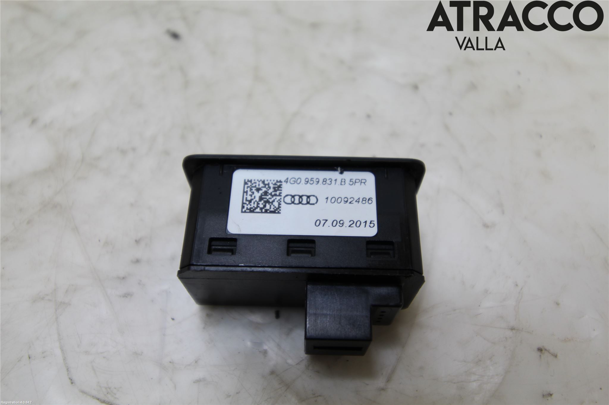 Audi A6 ALLROAD 12-18 Strömställare Baklucka