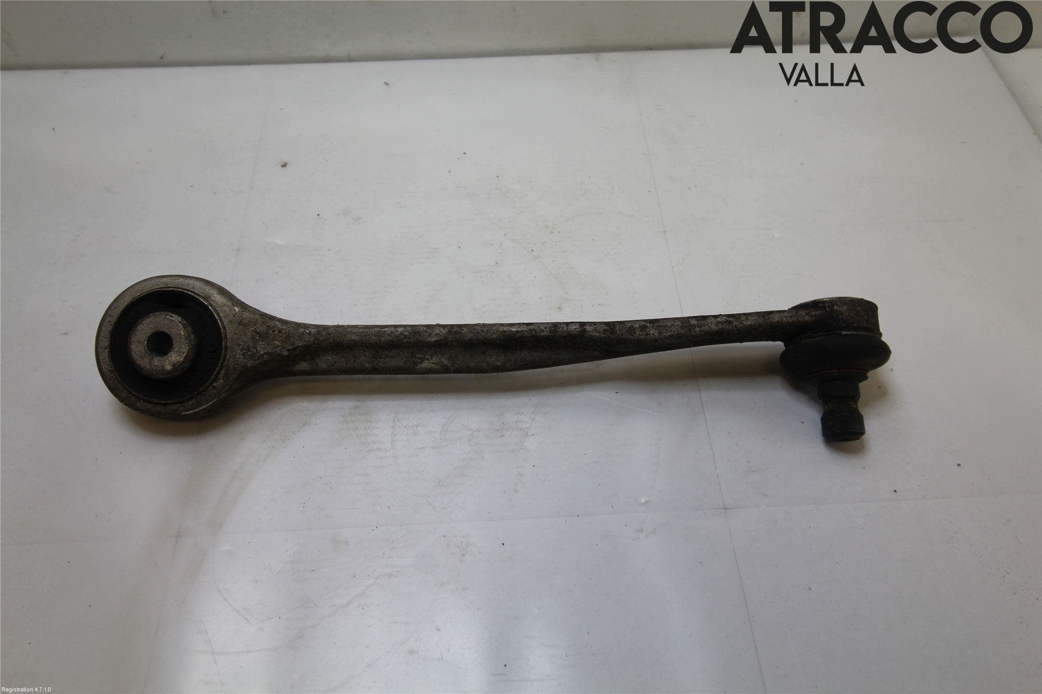 Audi A4 12-15 Bärarm Fram Övre Hö