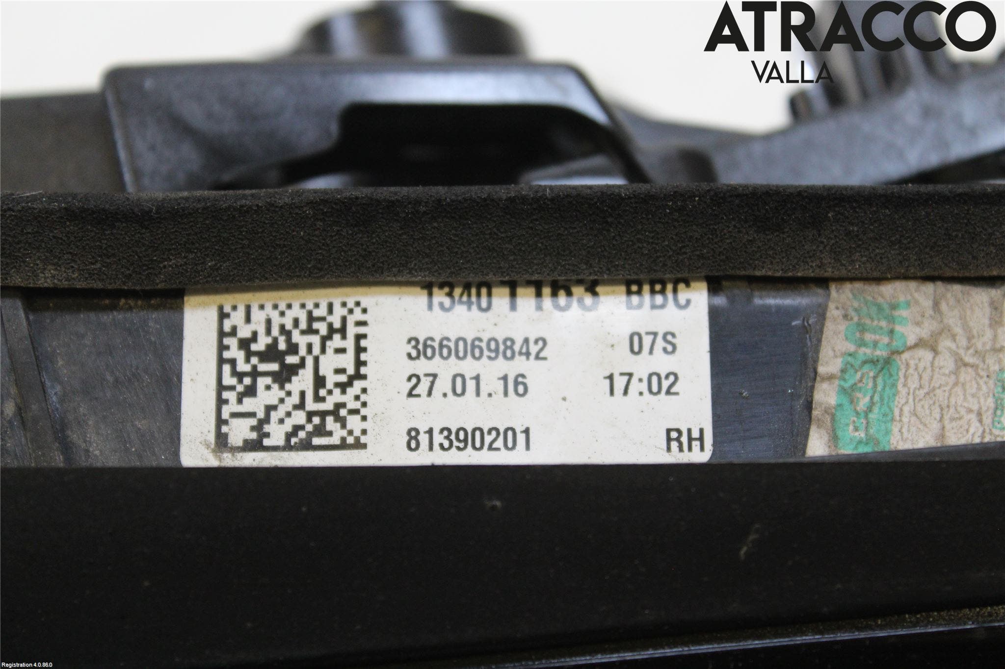 Opel ASTRA K 16-22 Bakljus Lucka Hö