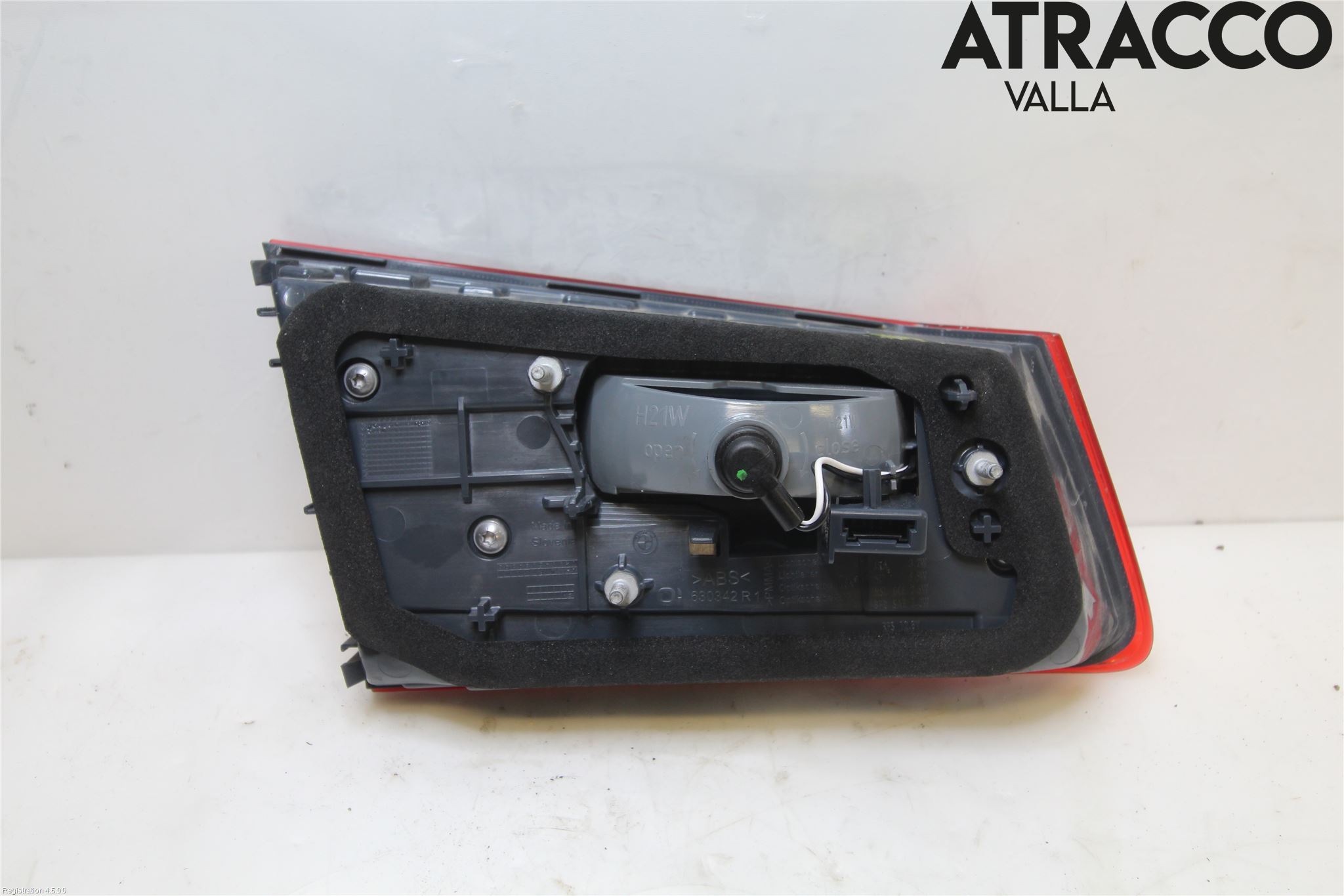 BMW 5 G30/G31/F90 17-23 Bakljus Lucka Hö