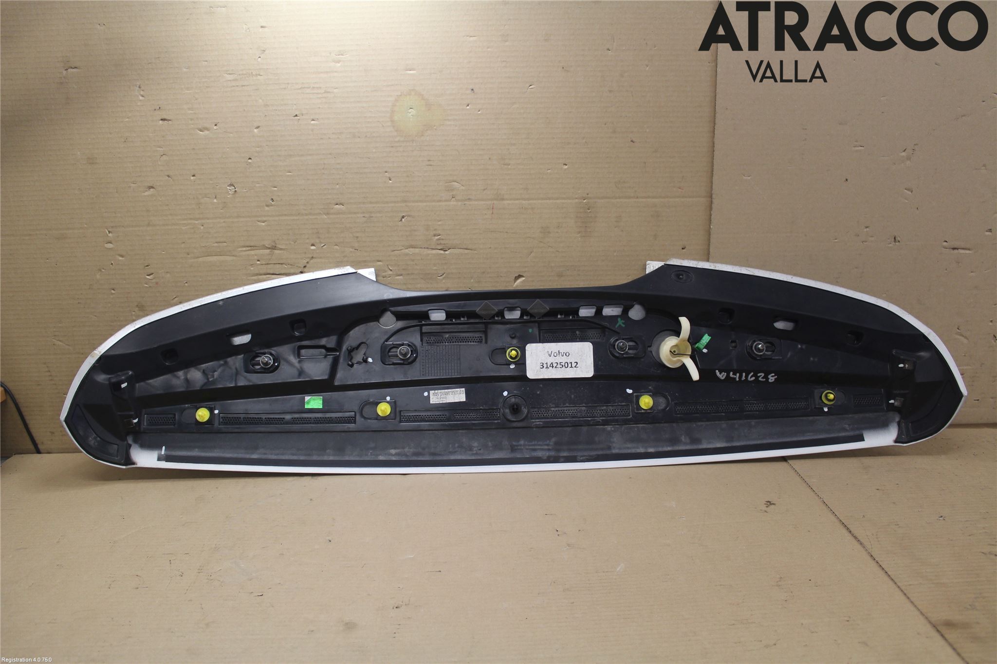 Volvo V60 14-18 Spoiler Baklucka
