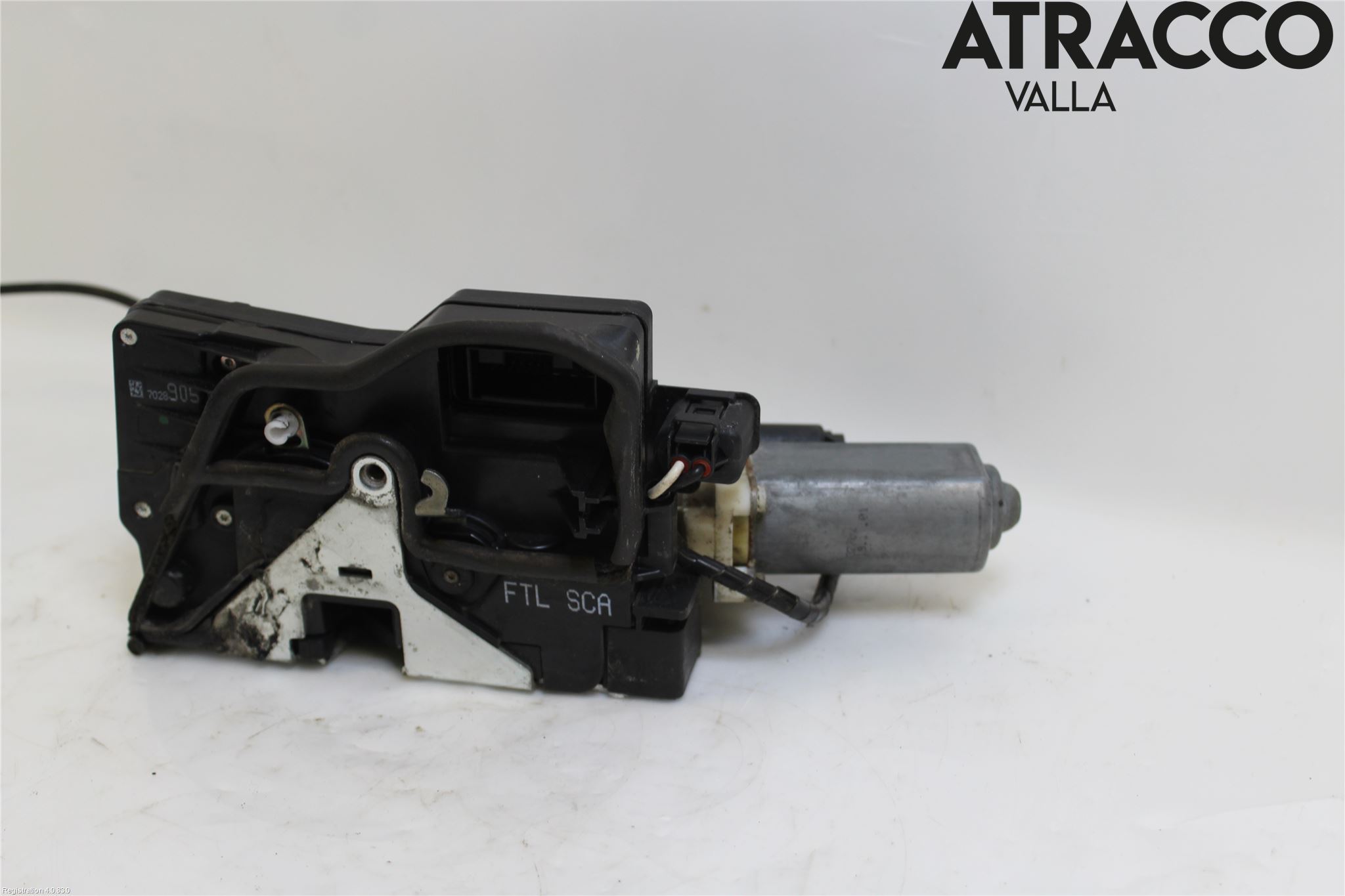 BMW 7 E65/66    00-08 Låskista-Dörrlås