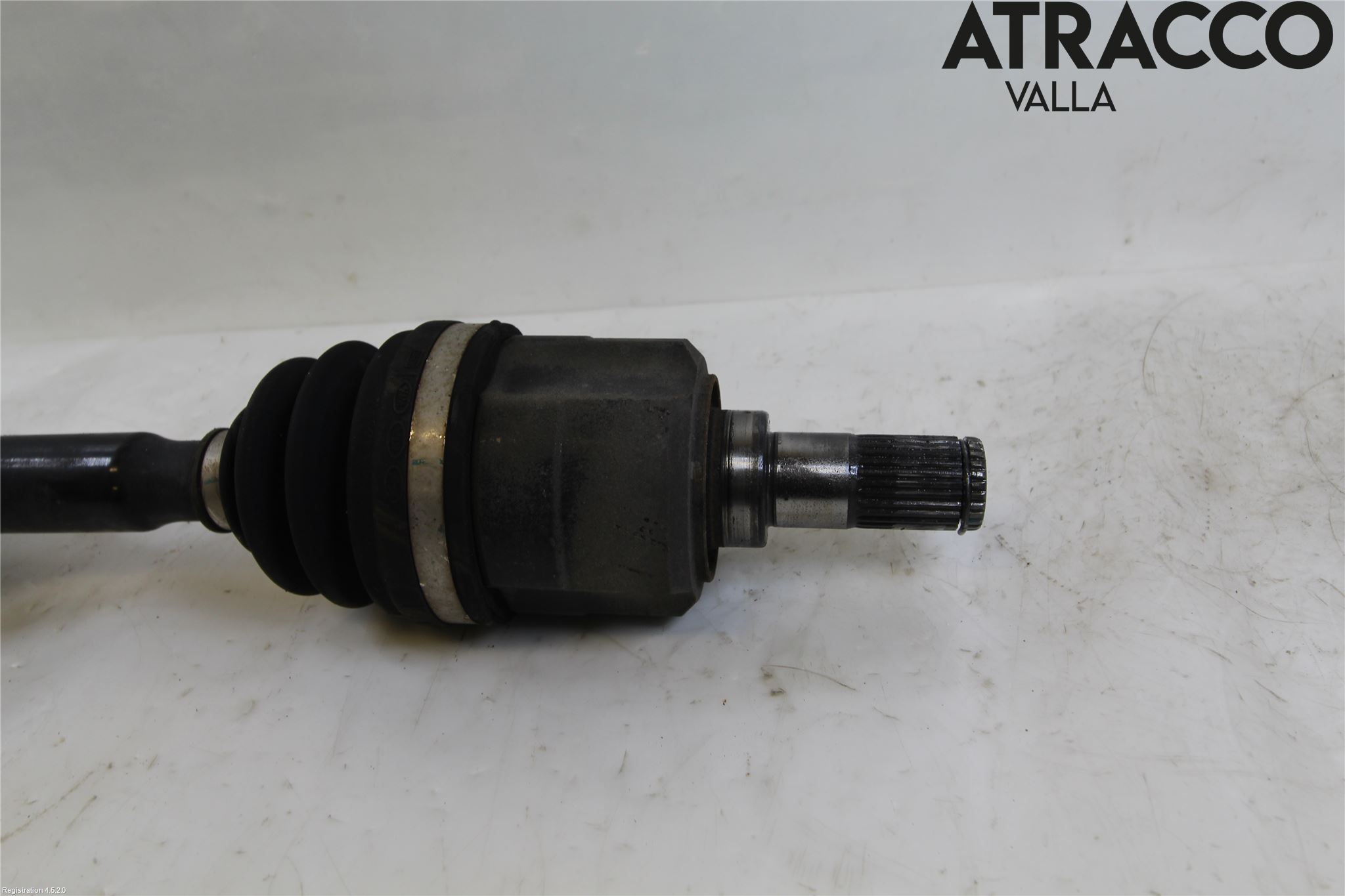 Kia SPORTAGE (SL) 11-15 Drivaxel Fram Höger