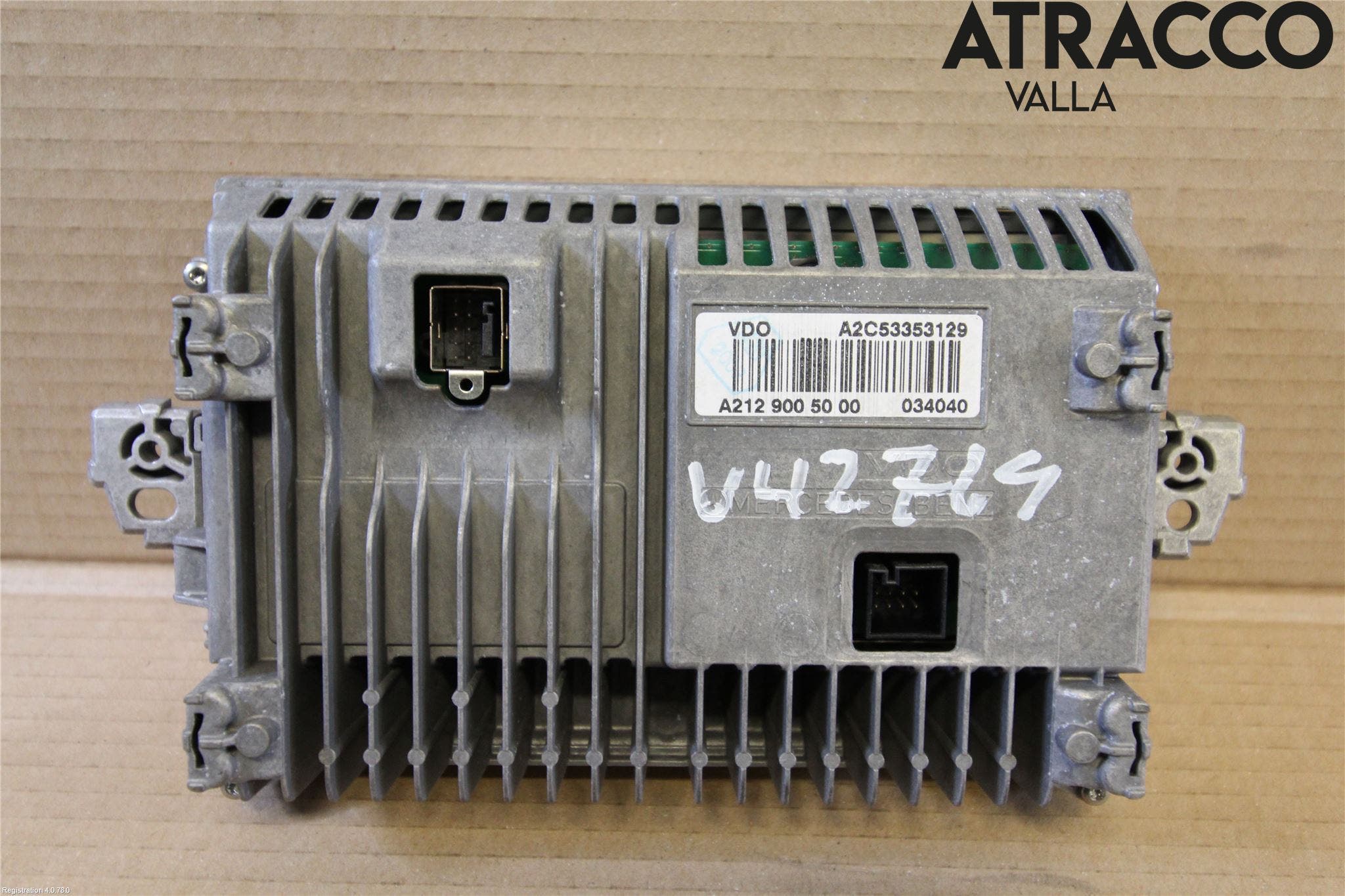 Mercedes-Benz MB E-KLASS (W212) 09-16 Multifunktionsdisplay