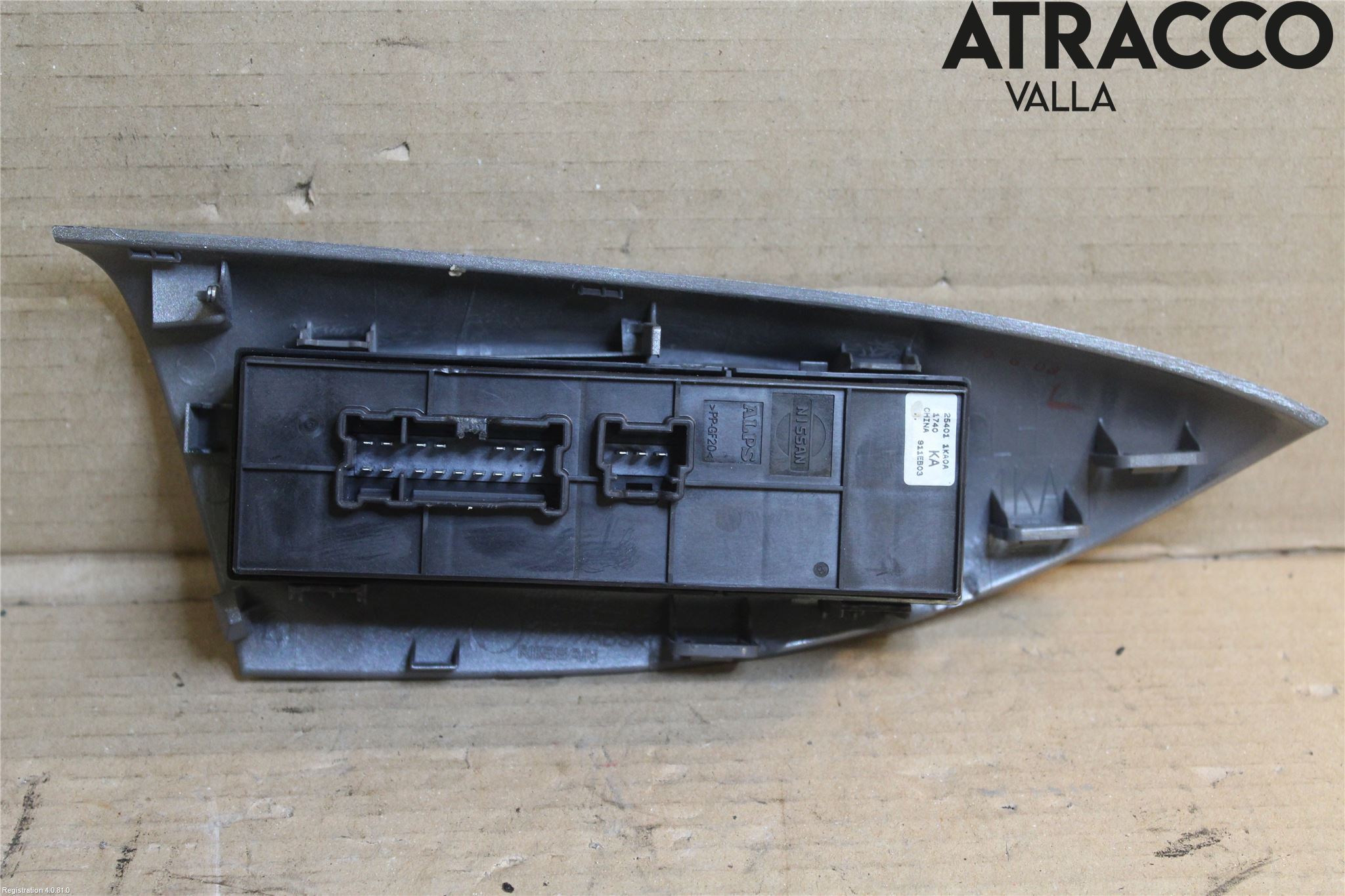 Nissan JUKE 10-14 Strömställare Elhiss