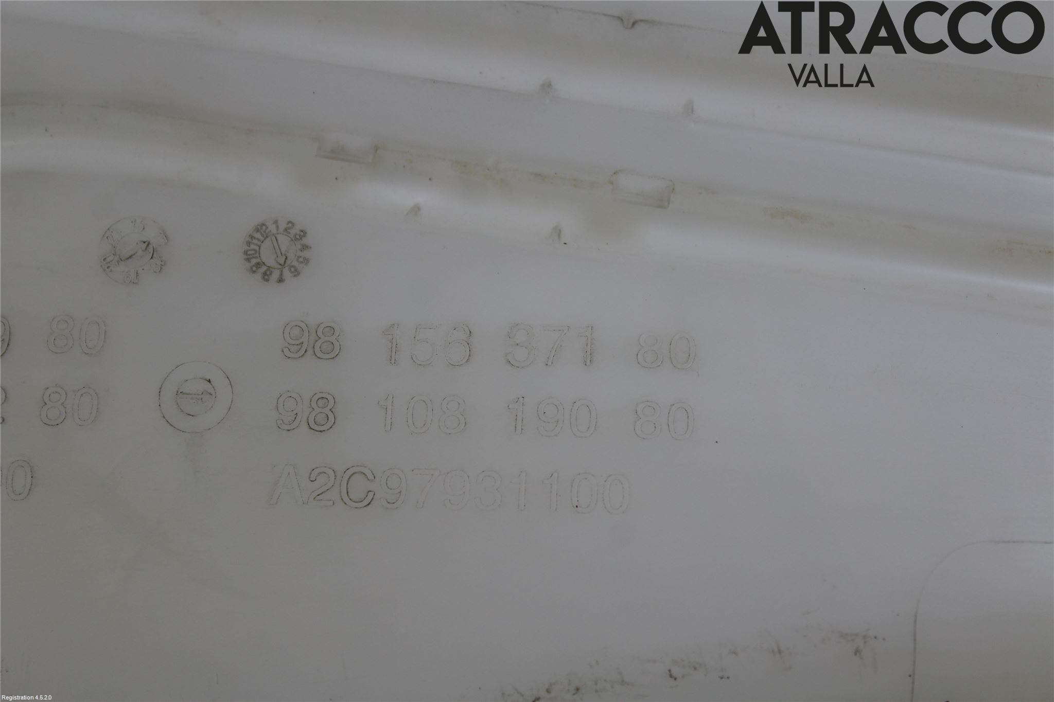 Peugeot 3008 17-24 Spolartank Vindruta