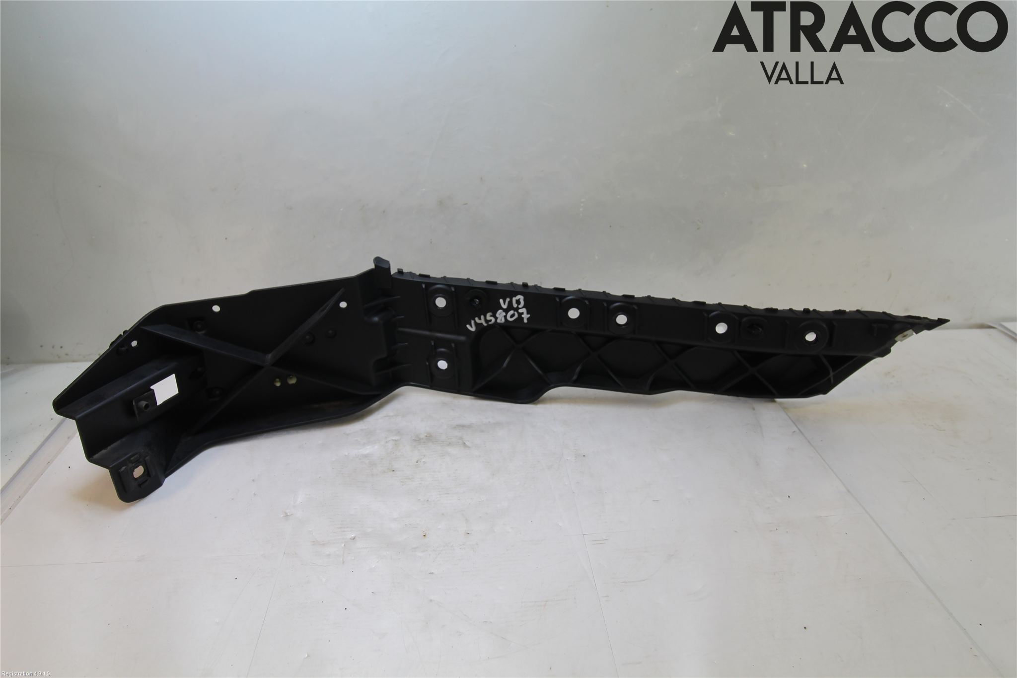 Landrover RANGE ROVER SPORT (L494) 14-22 Stötfångarfäste Bak Vä