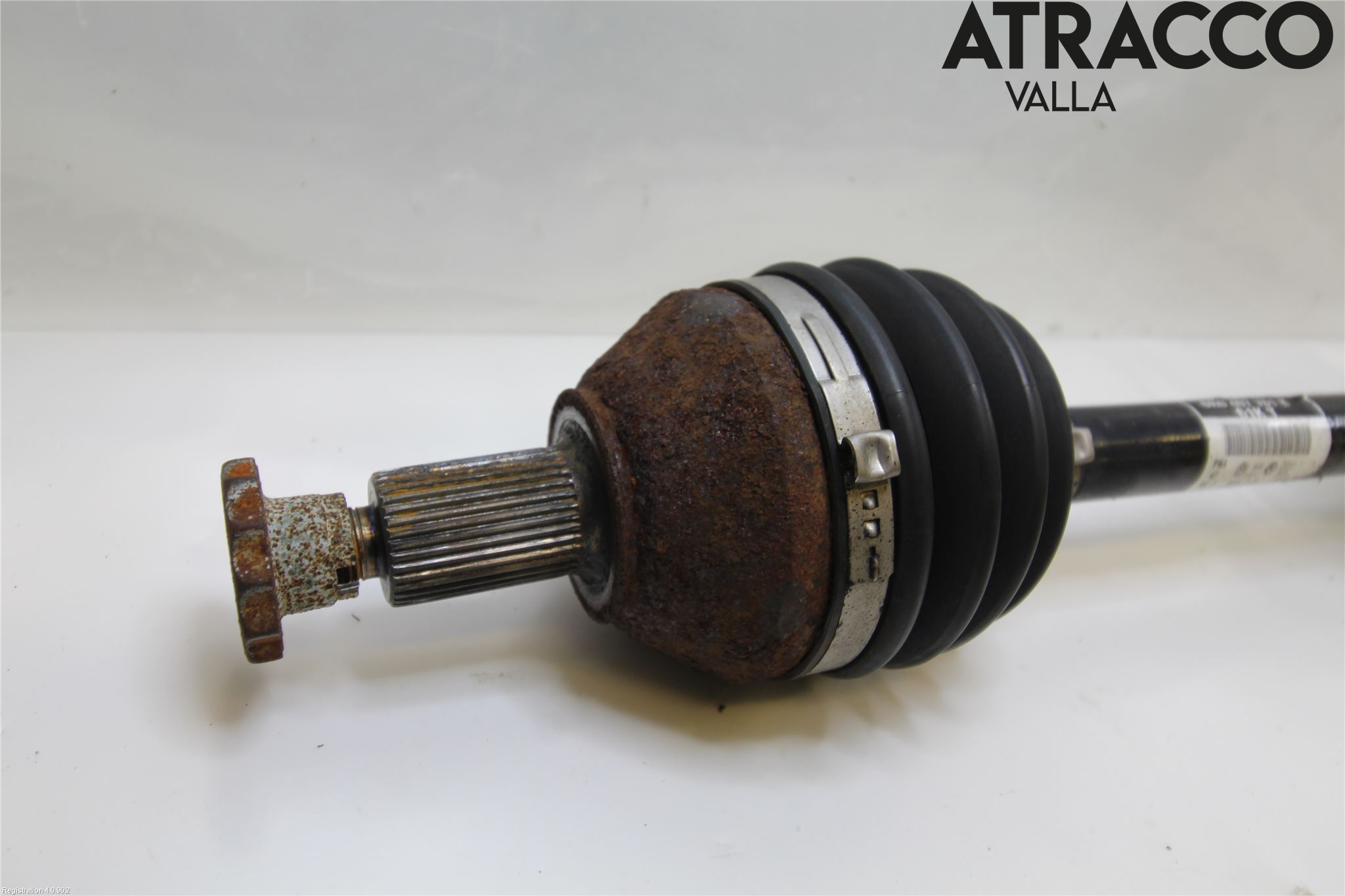 Volkswagen VW POLO 10-17 Drivaxel Fram Vänster
