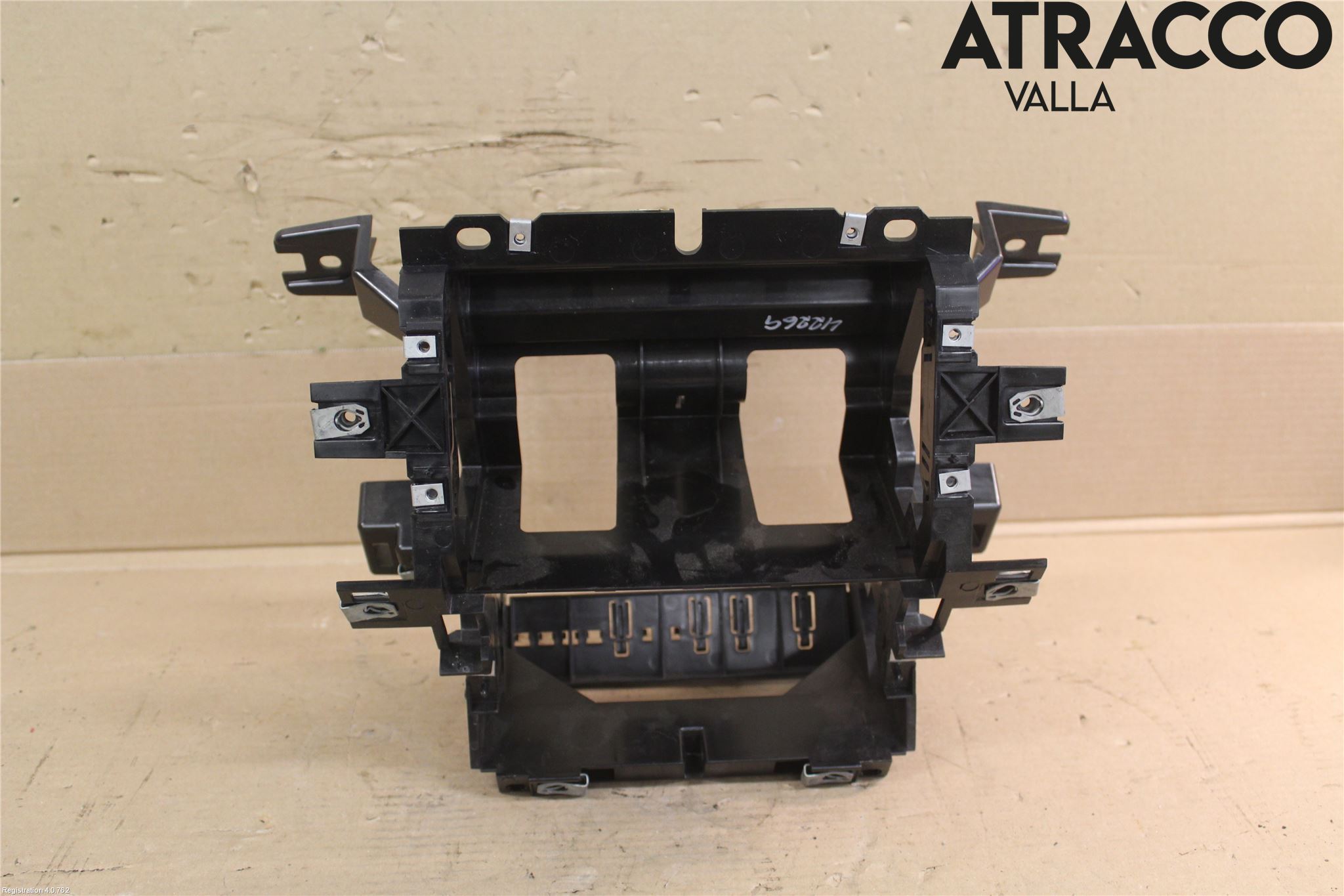 Landrover LAND ROVER RANGE ROVER EVOQUE (L538) 11-18 Instrument-Radio Sarg