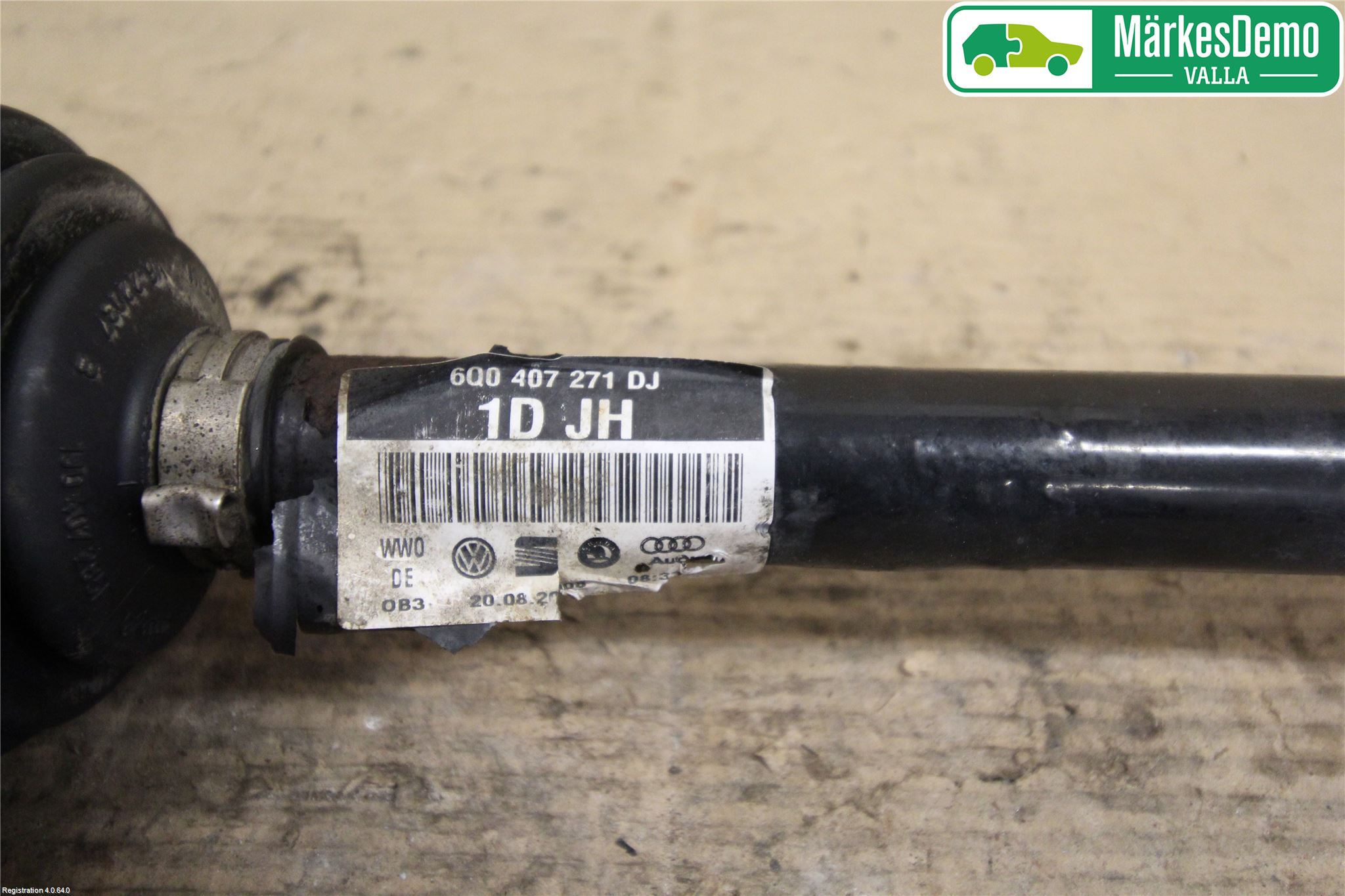 Skoda PRAKTIK Drivaxel Fram Vänster