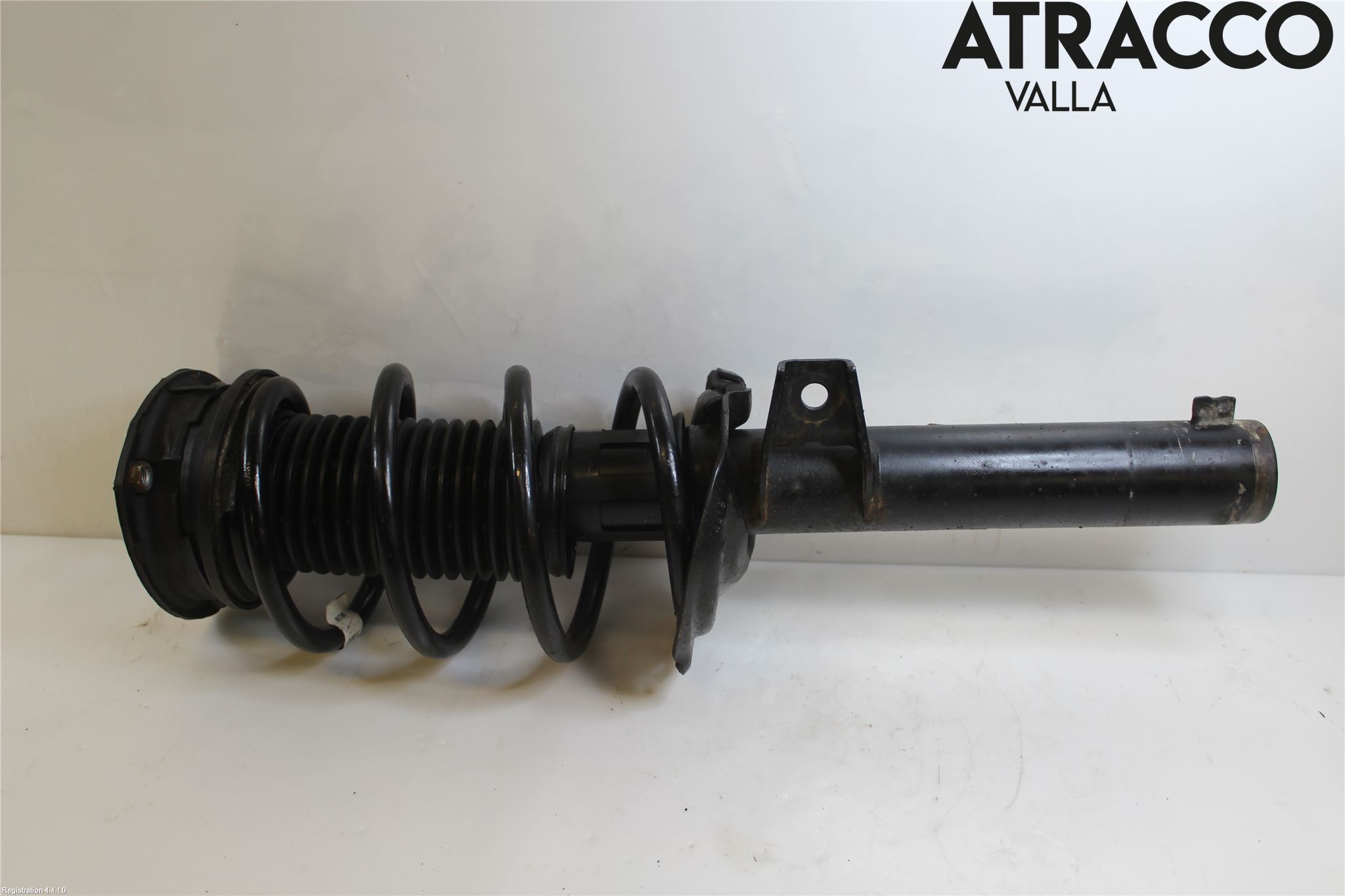Volkswagen VW PASSAT 15-19 Fjäderben Fram Vänster