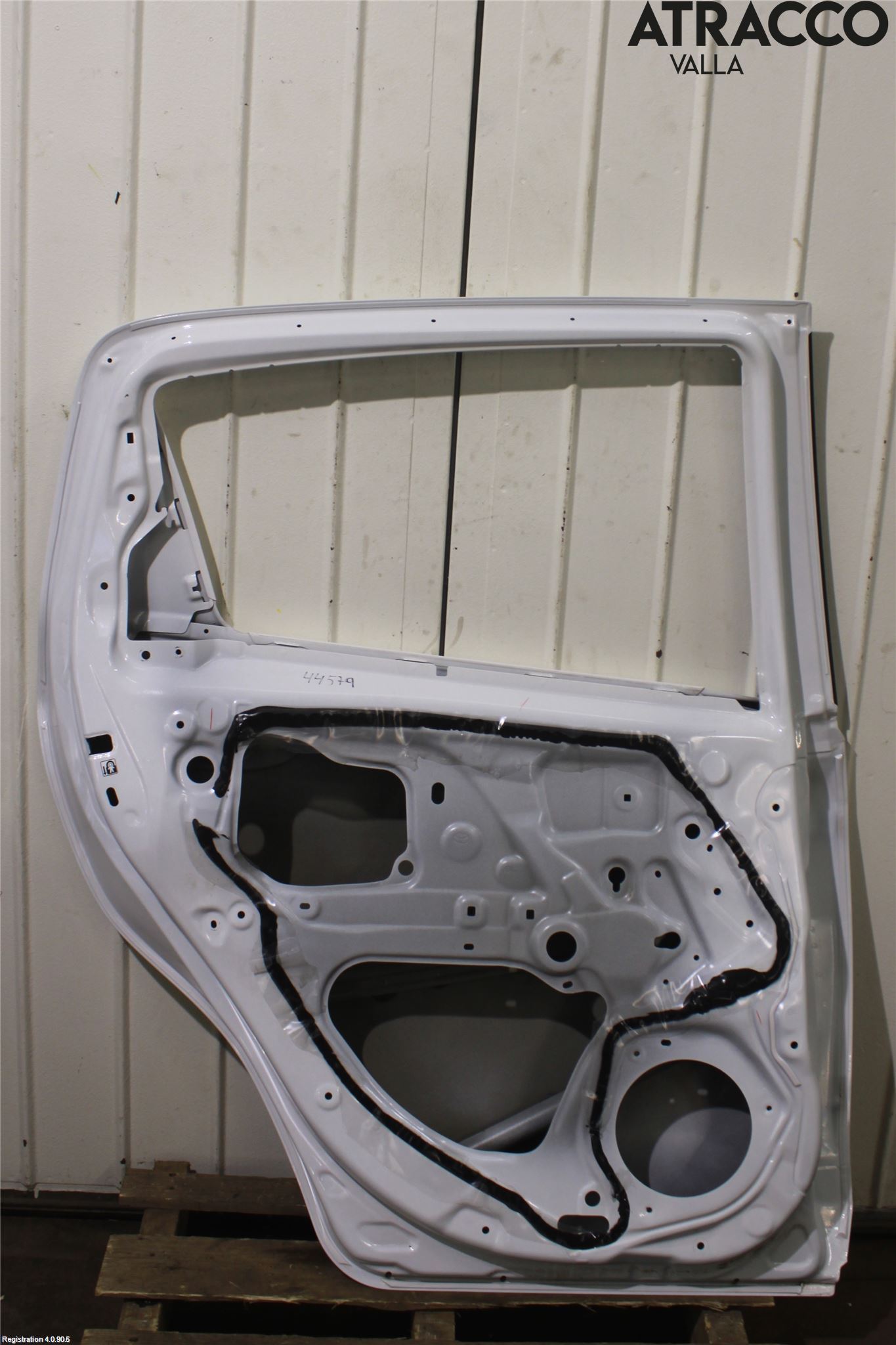Toyota YARIS XP130 15-20 Dörr Bak Vänster