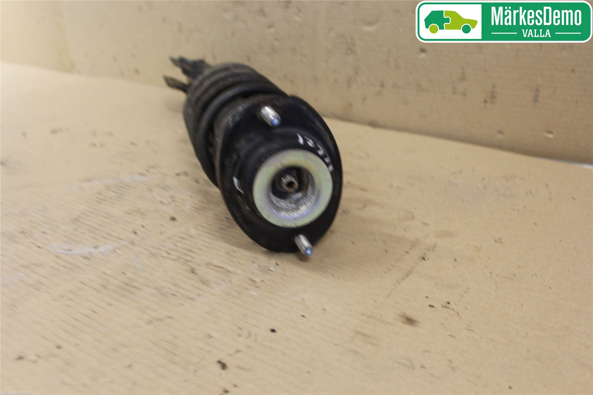 Mitsubishi SPACE STAR 13- Fjäderben Fram Vänster