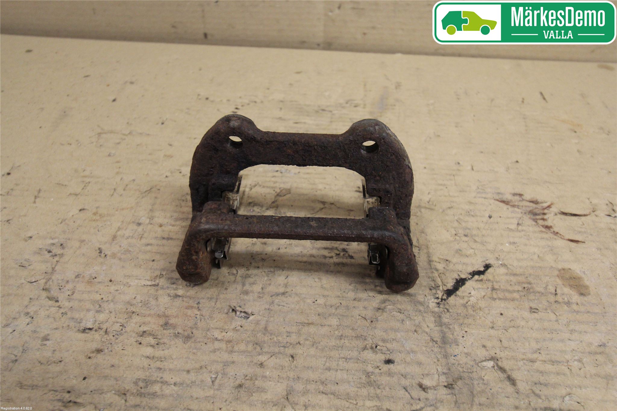 Mini COUNTRYMAN R60 11-16 Bromsokshållare