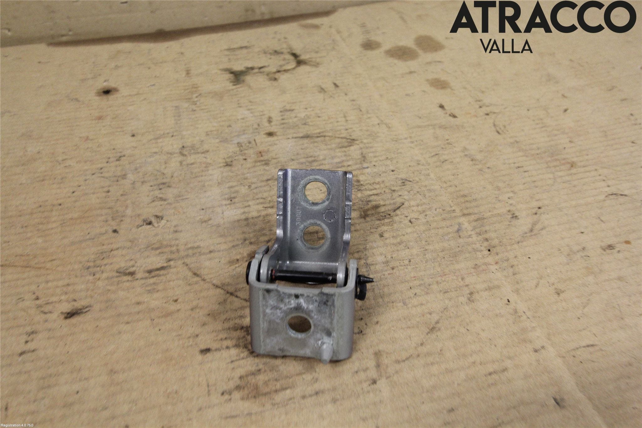 Peugeot 2008 13-20 Dörrgångjärn