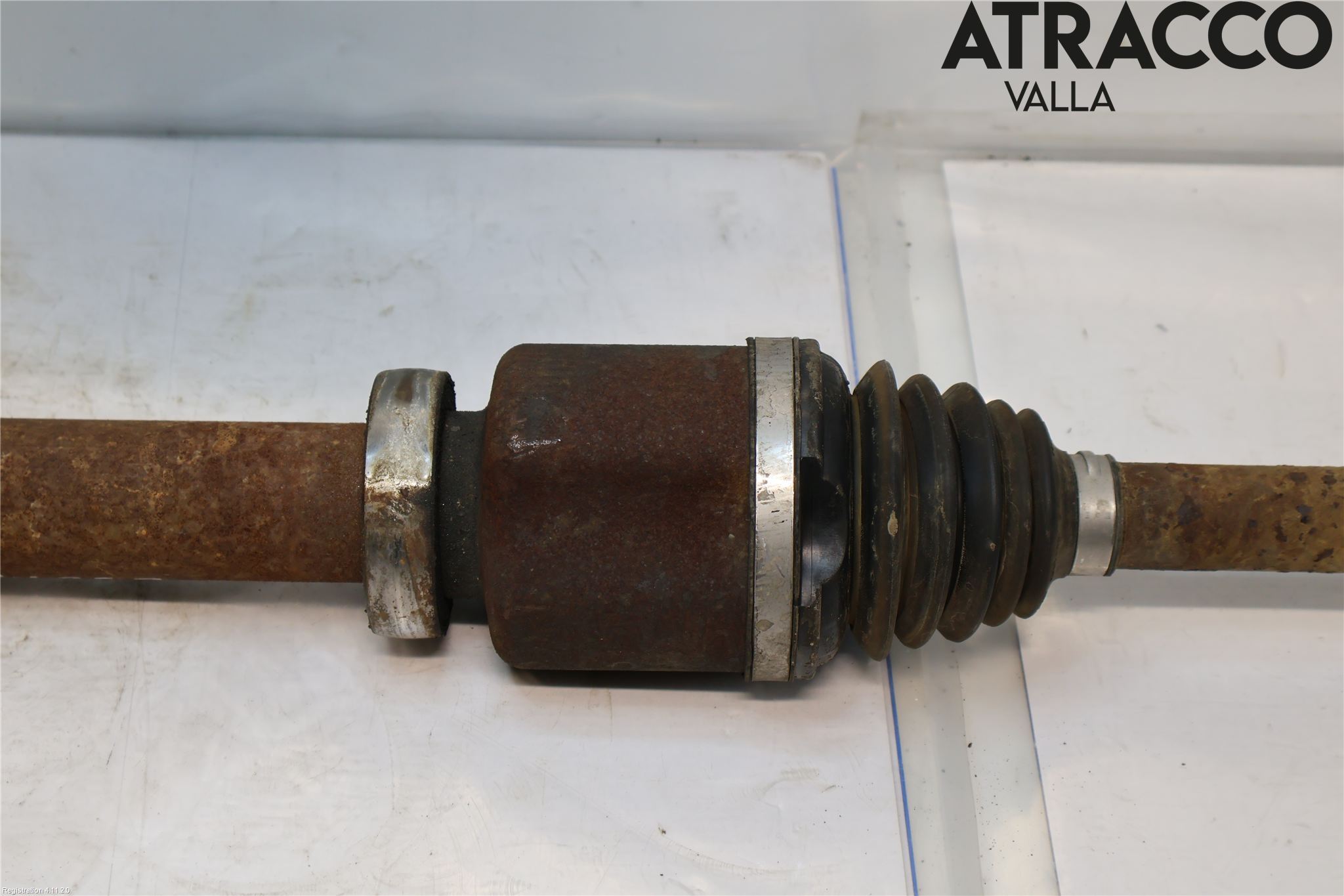 Ford TRANSIT/TOURNEO CONNECT 13-22 Drivaxel Fram Höger