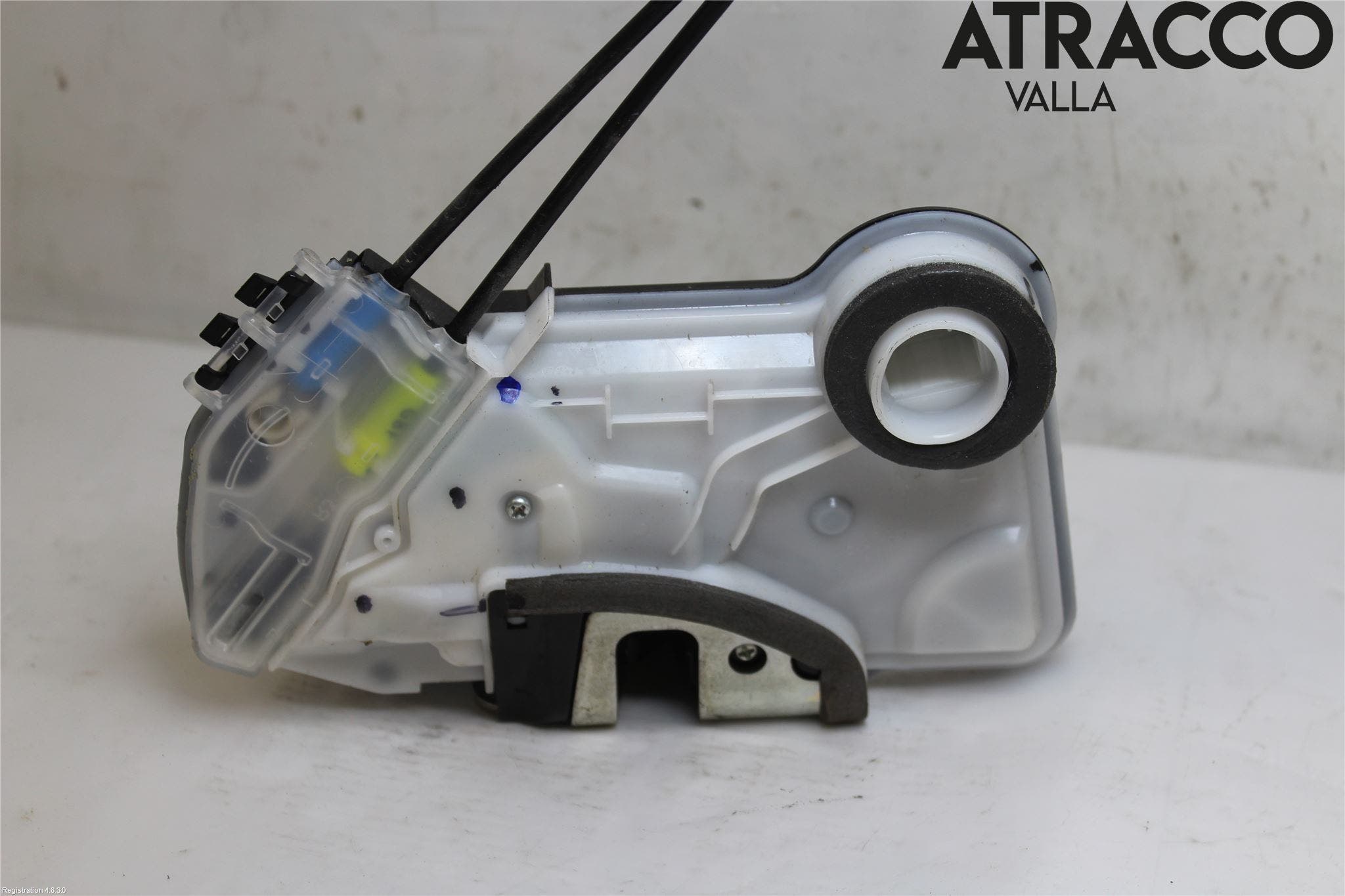 Toyota HILUX 16- Låskista-Dörrlås