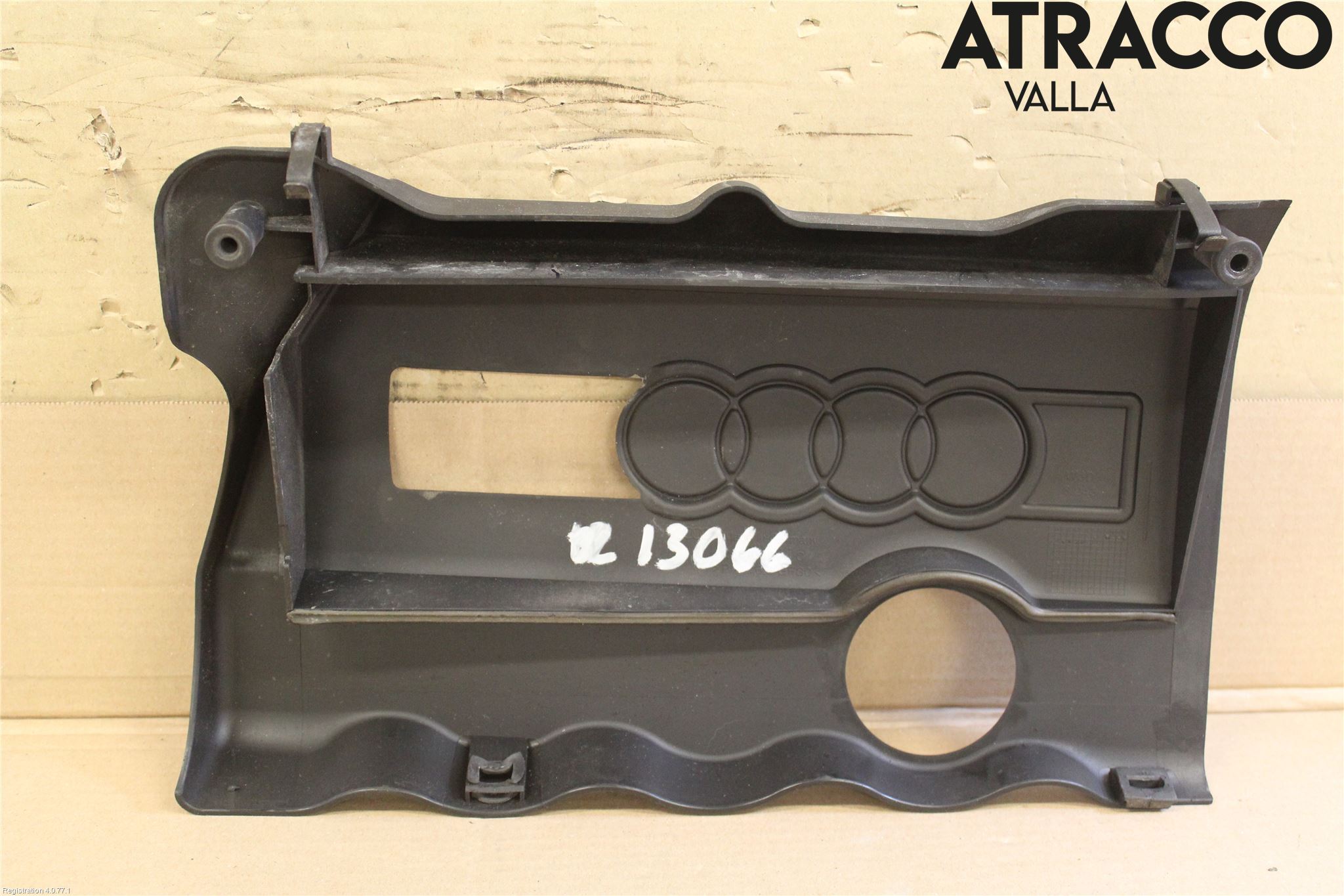 Audi A4/S4 94-99 Motorkåpa