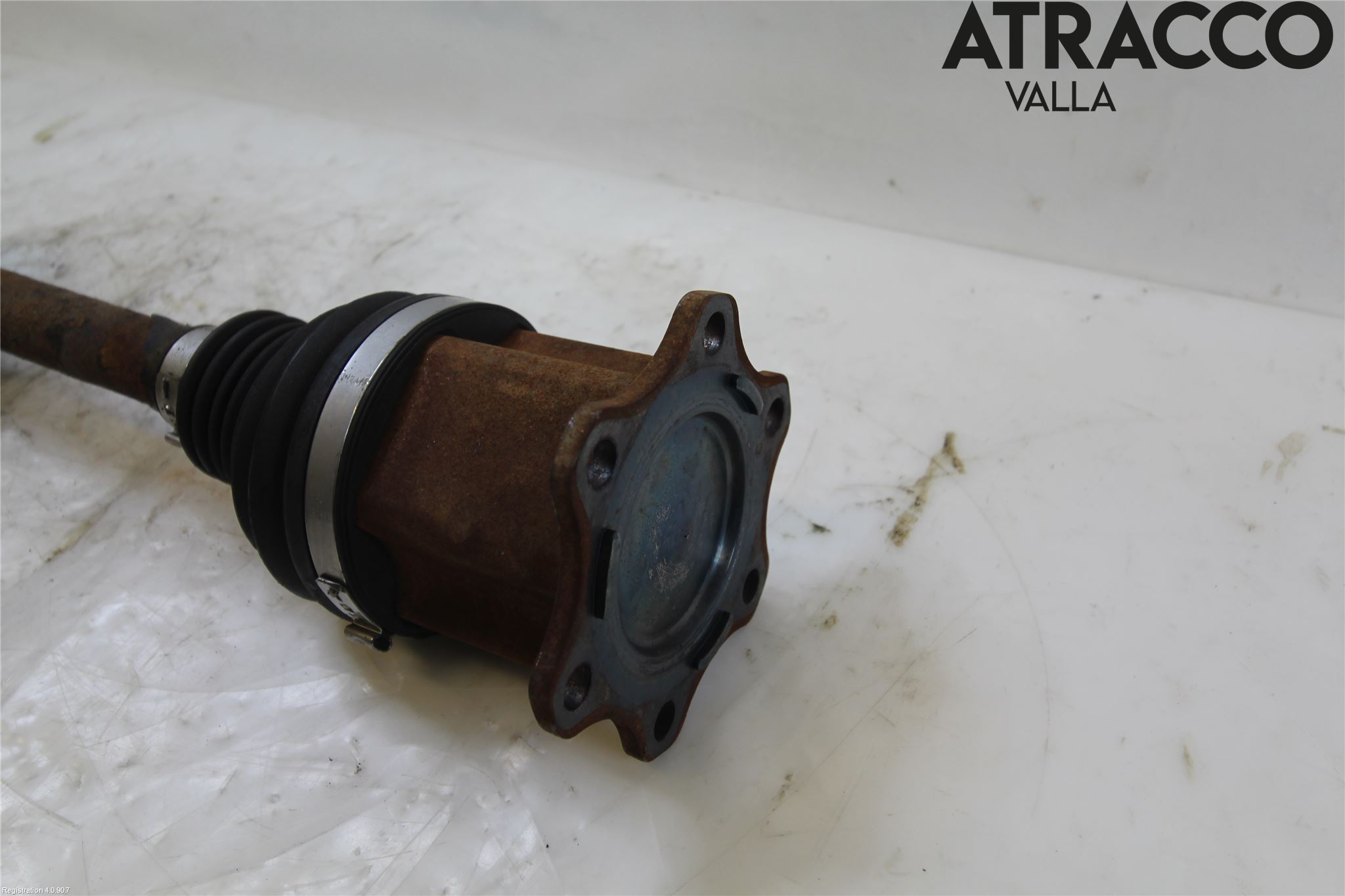 Skoda SUPERB 16-24 Drivaxel Fram Vänster