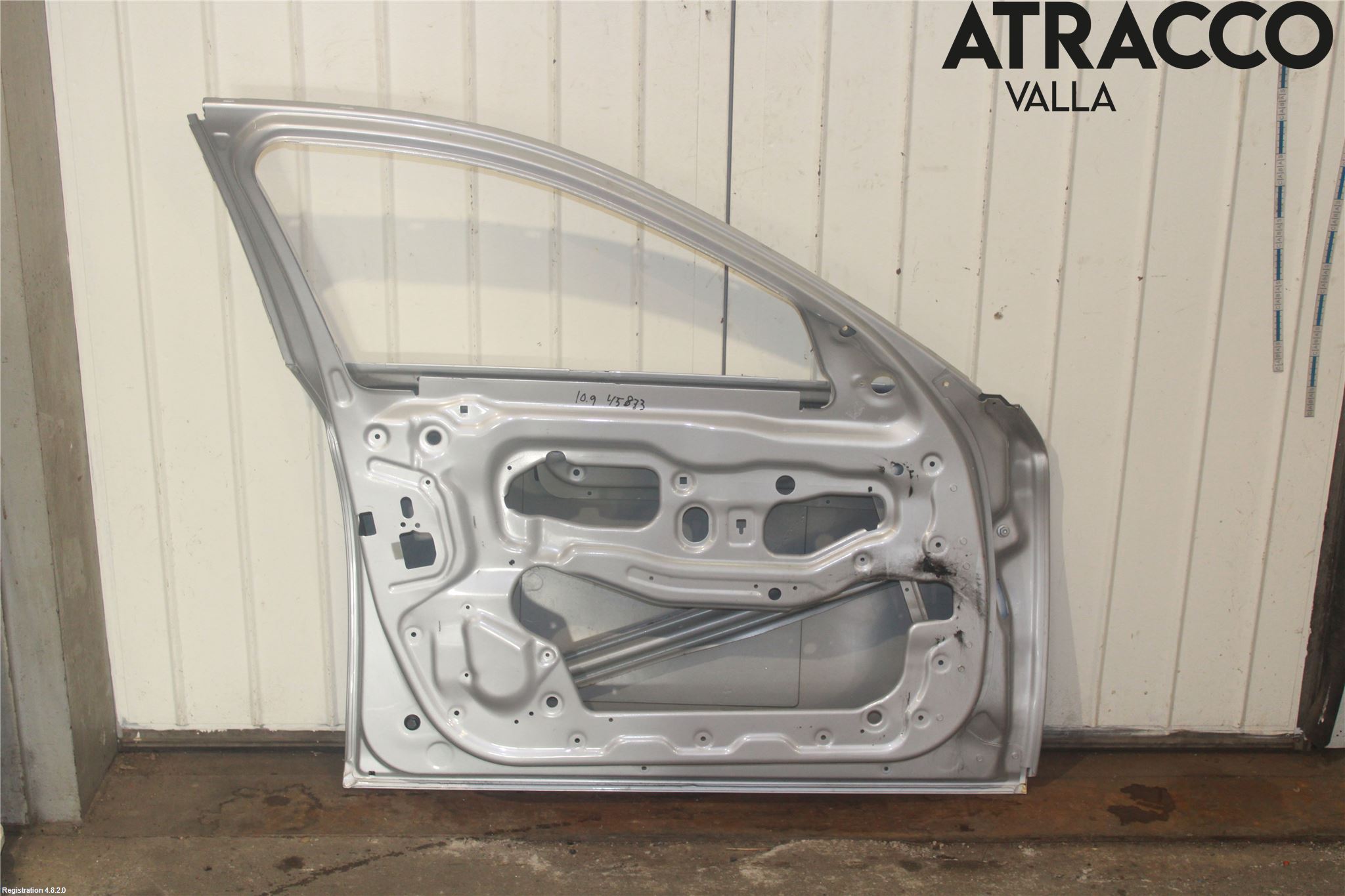 BMW 5 F10/F11/F18 09-17 Dörr Fram Vänster