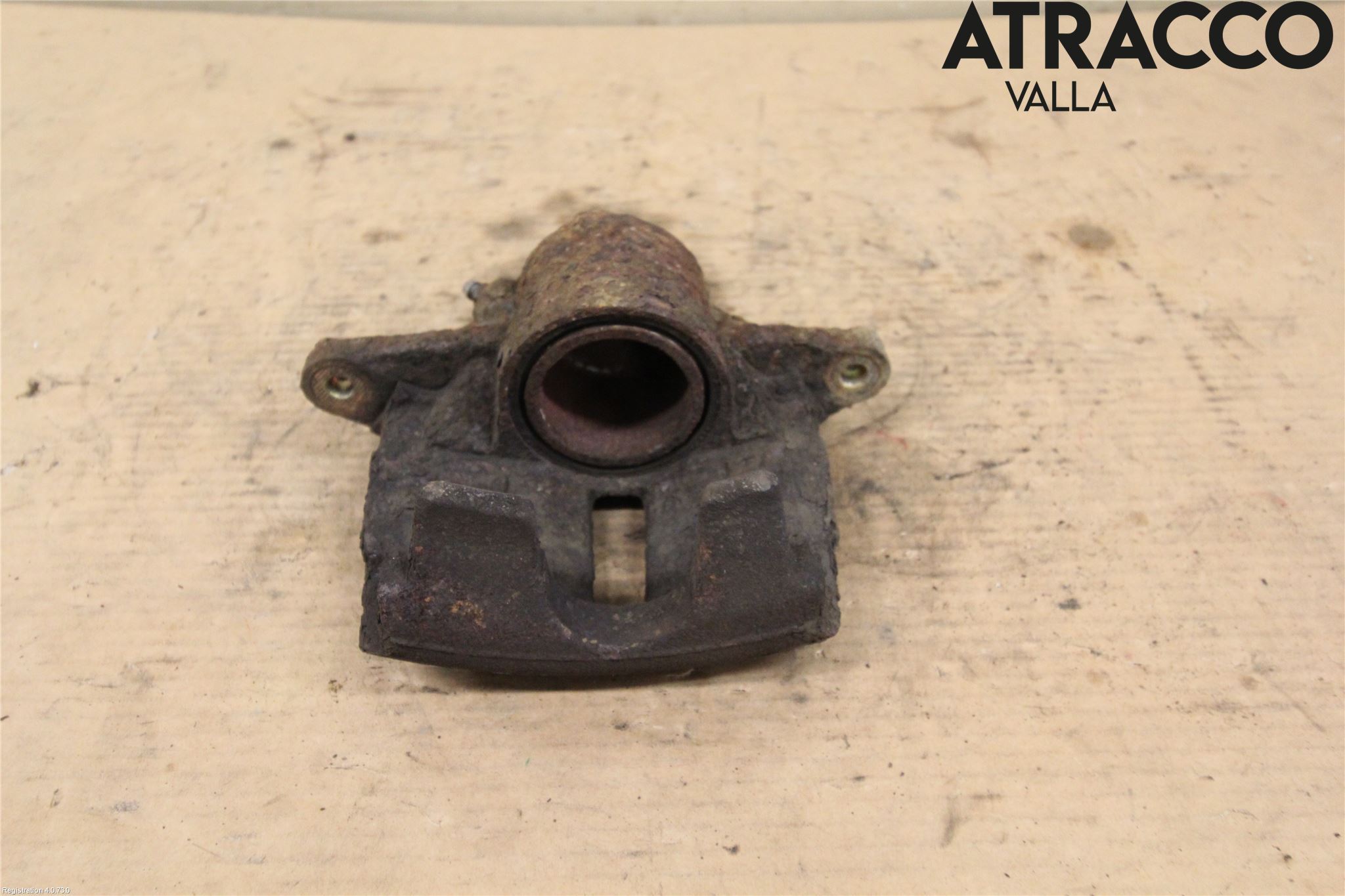 Ford MONDEO     01-06 Bromsok Fram Vänster