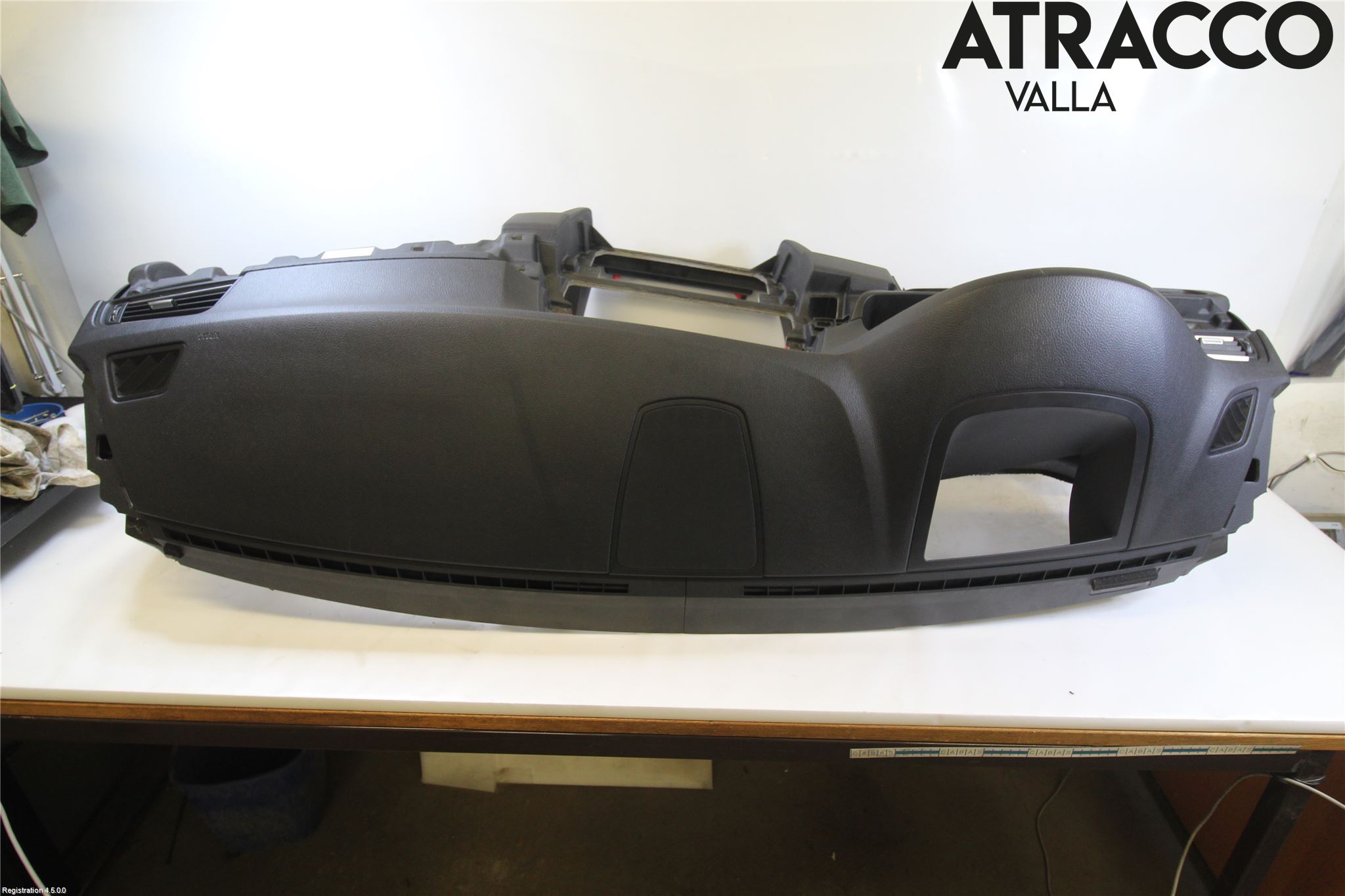 BMW 5 F10/F11/F18 09-17 Instrumentbräda