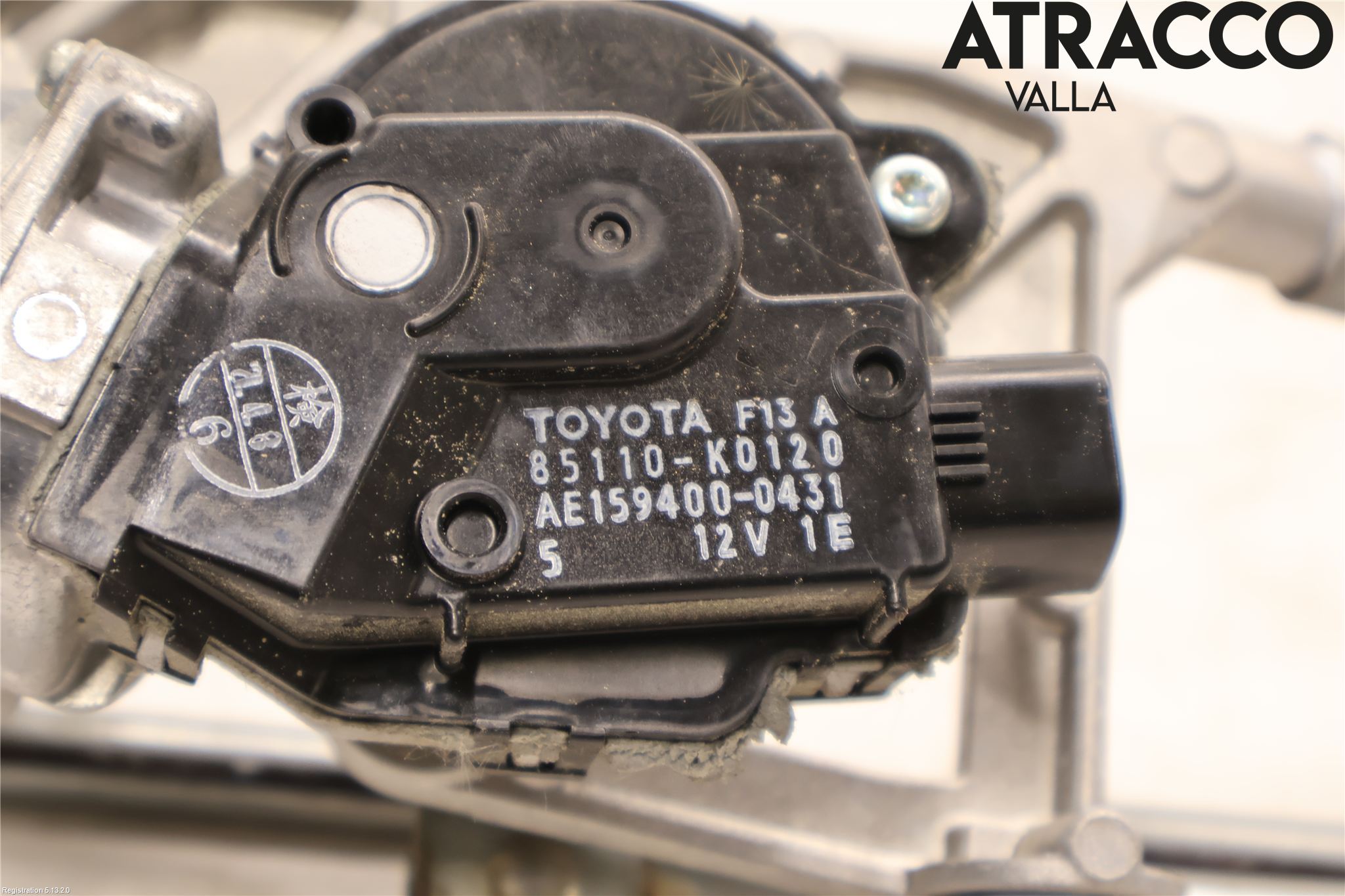 Toyota YARIS XP21 20- Torkarmotor Vindruta