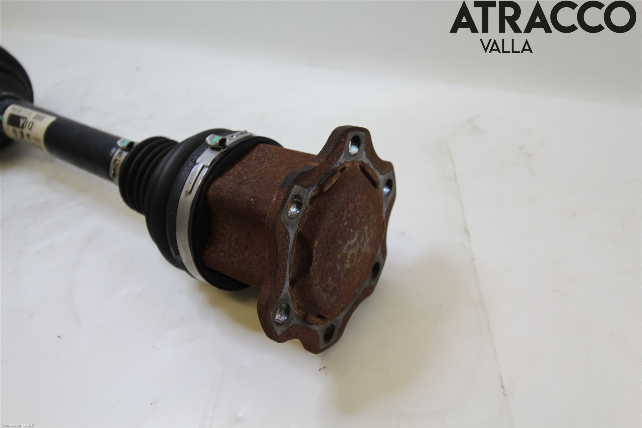 Audi A4/S4 08-11 Drivaxel Fram Vänster