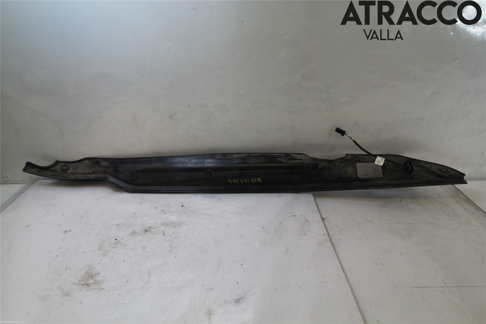 Tesla MODEL S 13- Bakluckeöppnare Automatisk