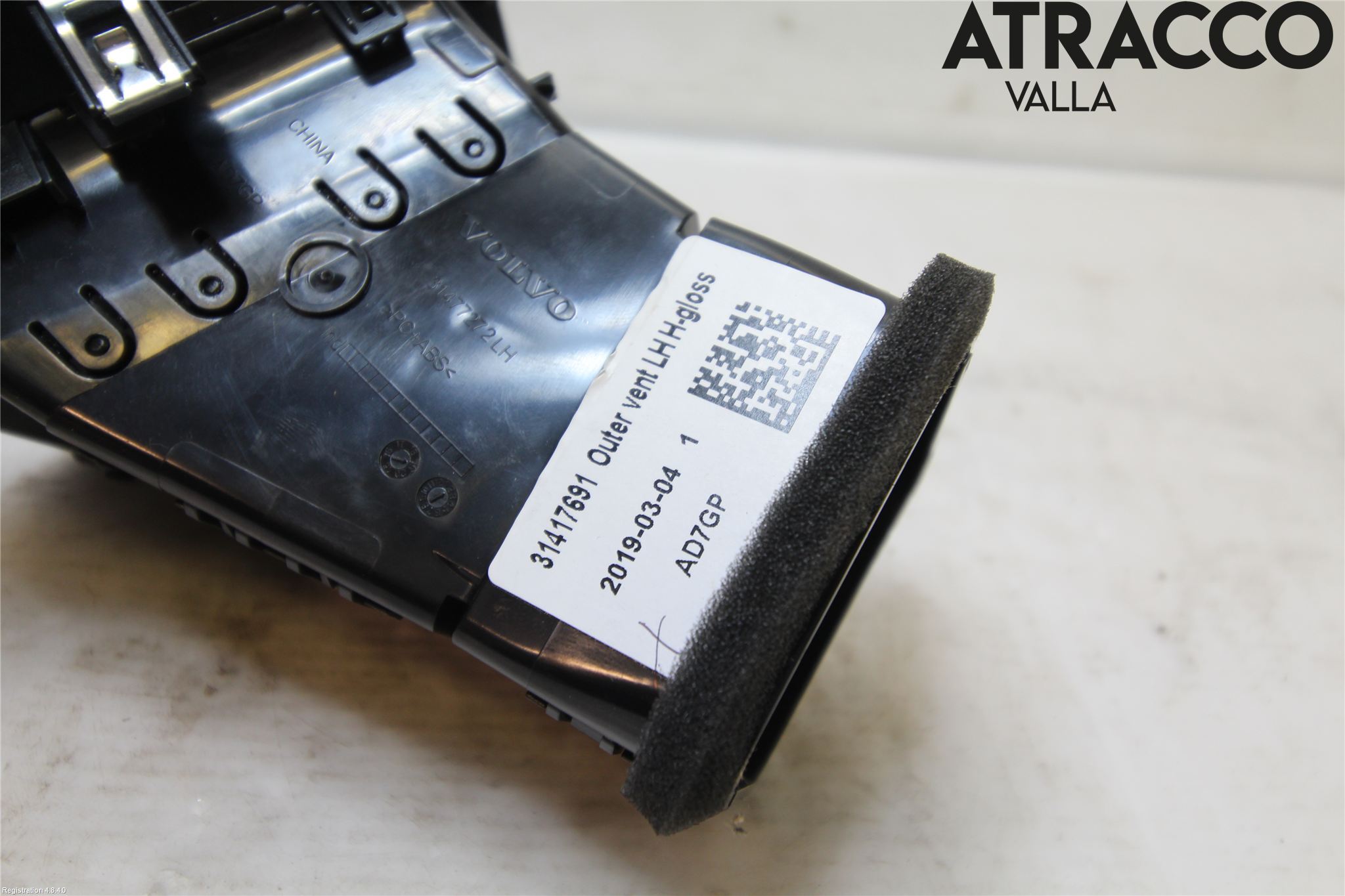 Volvo XC60 18- Defrosterkanal-Munstycke