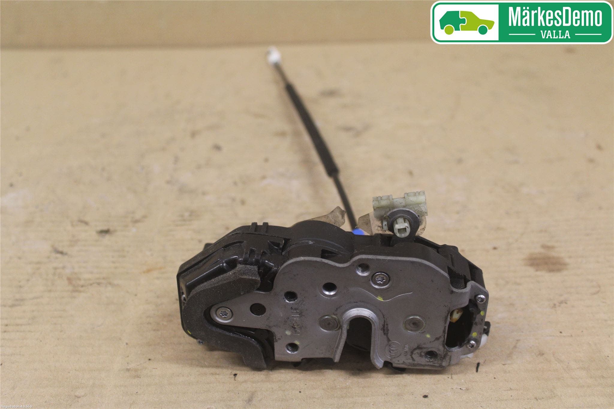 Opel ASTRA J 10-15 Låskista-Dörrlås