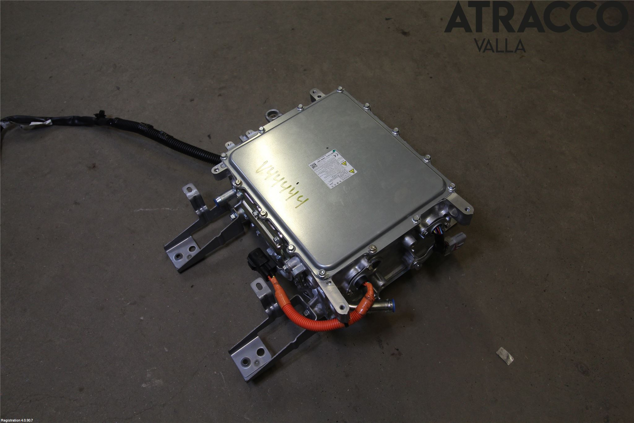 Mitsubishi OUTLANDER 13-21 Batteriladdare Högspänning