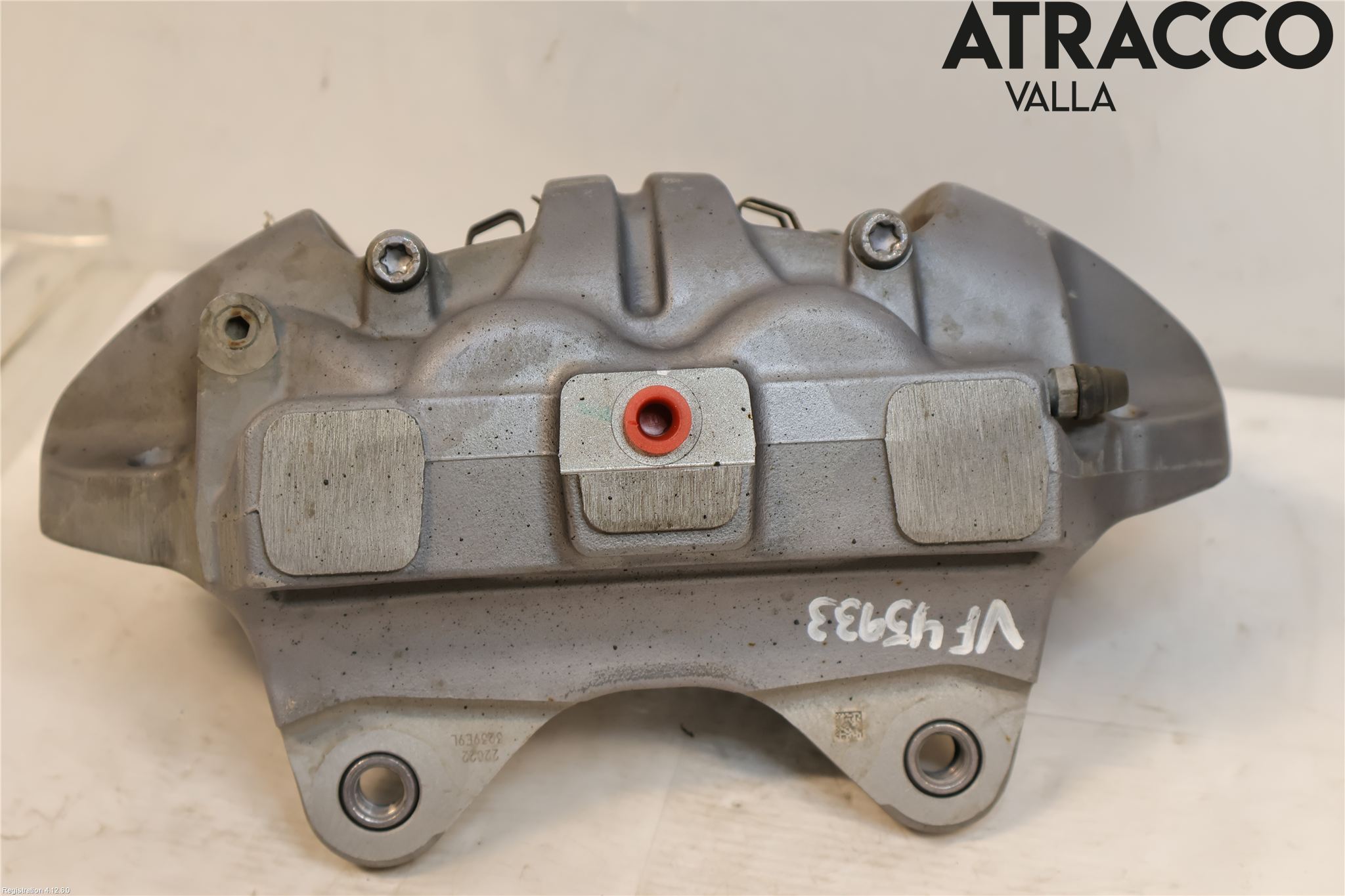 Tesla MODEL Y 21- Bromsok Fram Vänster