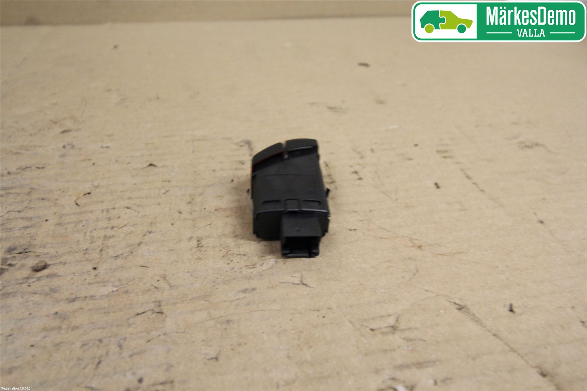 BMW 5 F10/F11/F18 09-17 Strömställare Varnings