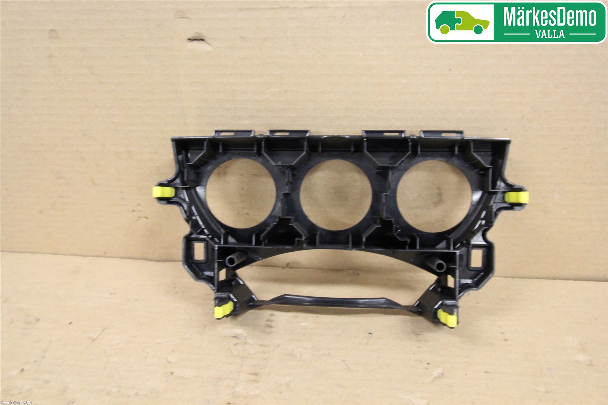 Toyota VERSO-S 11-16 Instrumentbräda Inlägg-Dekorlist