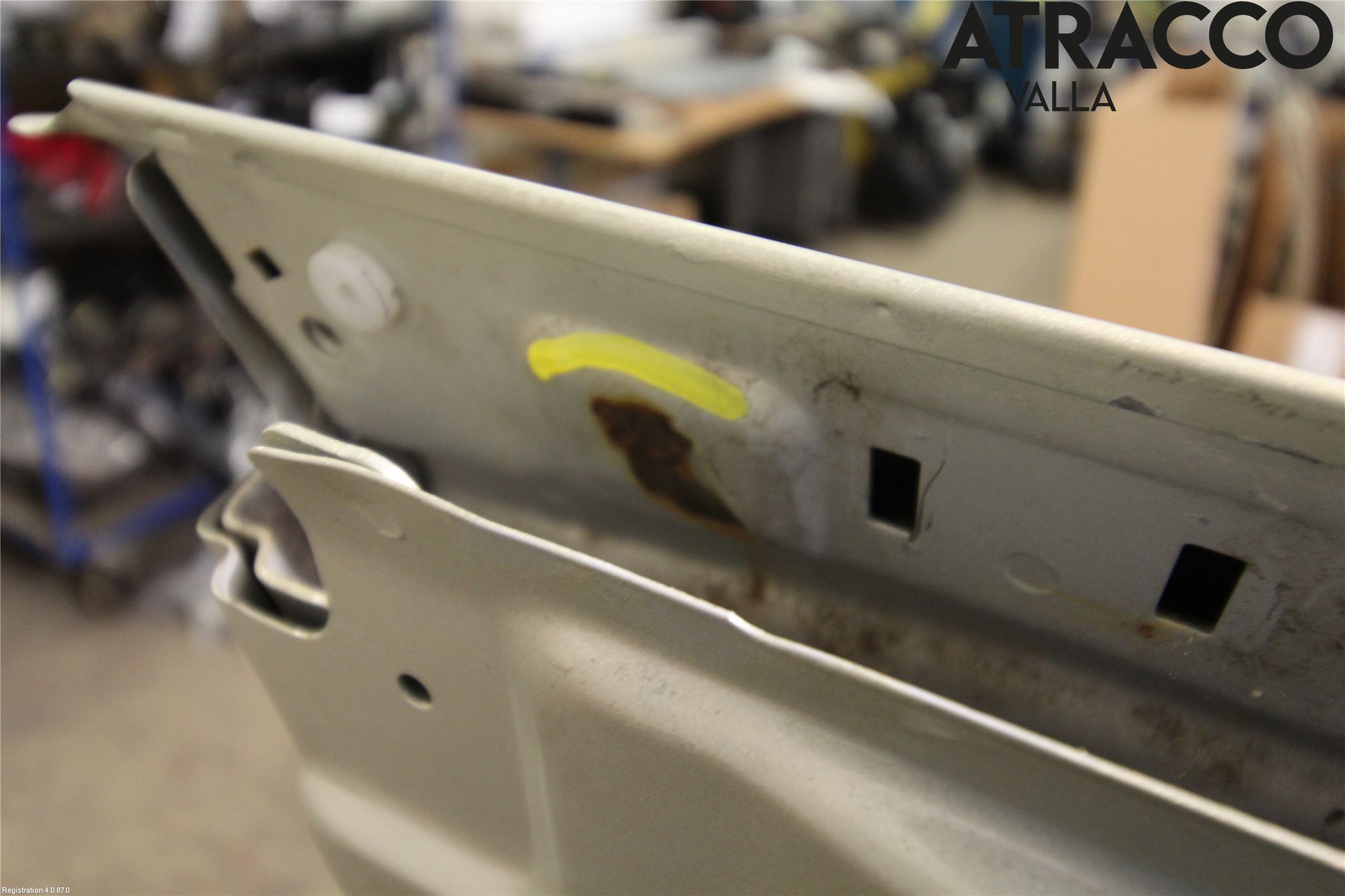 Subaru LEGACY    04-06 Dörr Fram Vänster