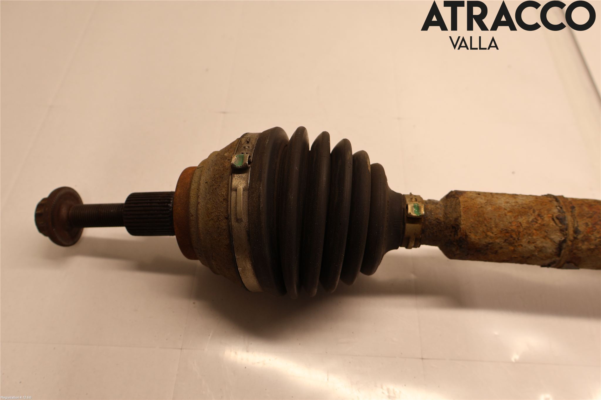 Skoda SUPERB 09-15 Drivaxel Fram Höger