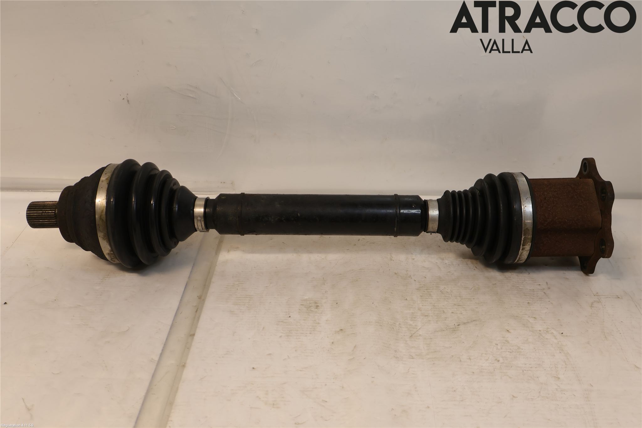 Skoda SUPERB 09-15 Drivaxel Fram Höger