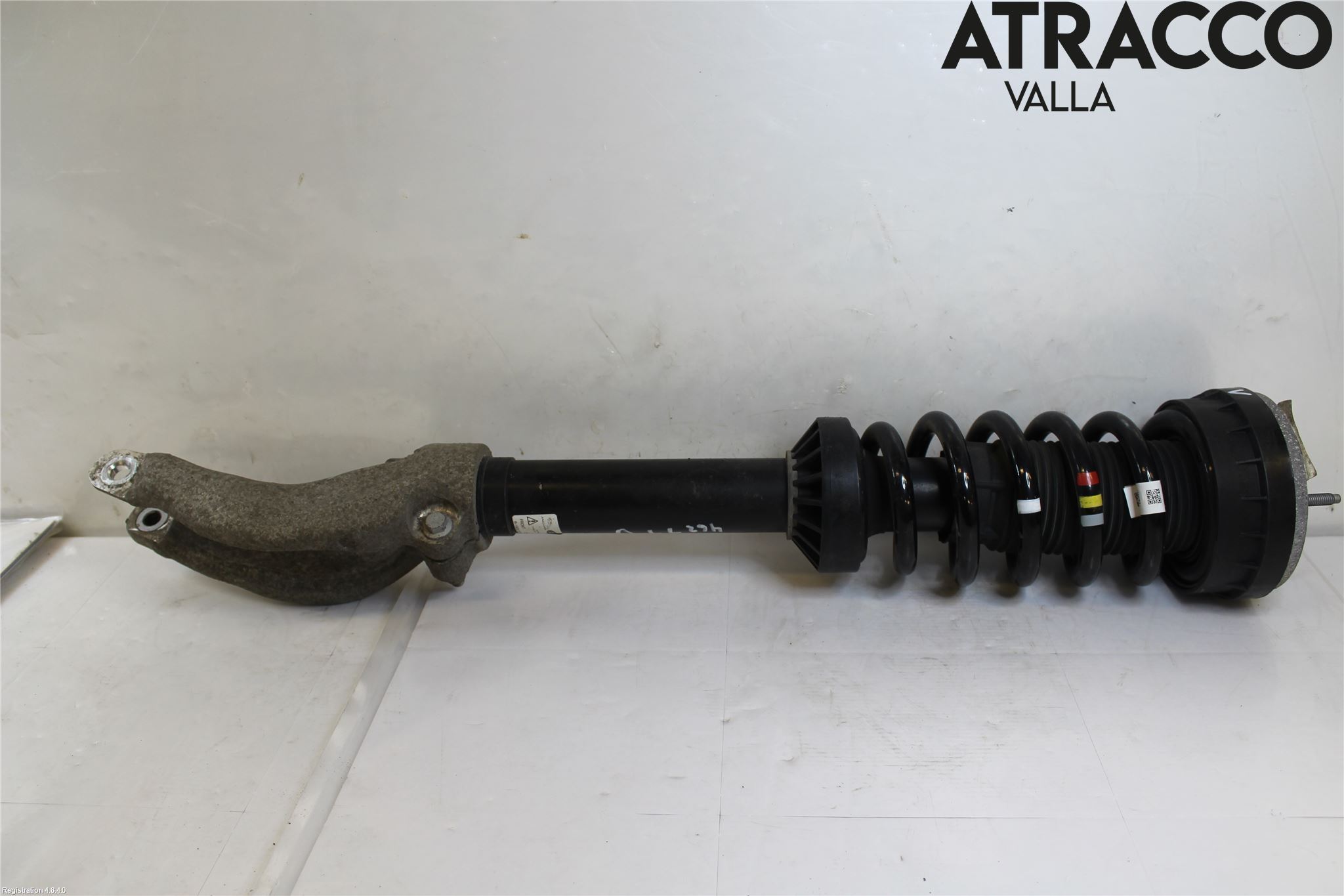 Jaguar F-PACE Fjäderben Fram Vänster