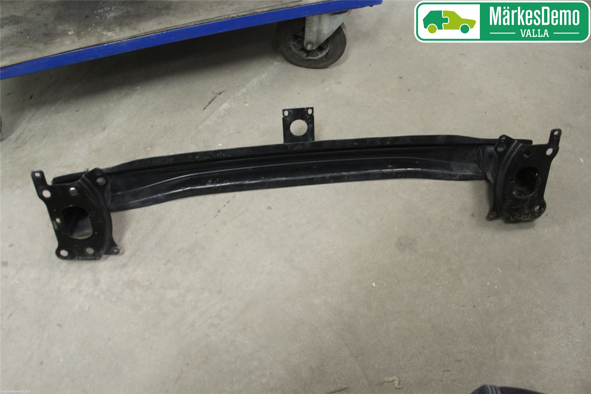 Volkswagen VW GOLF V 04-09 Stötfångarbalk Fram