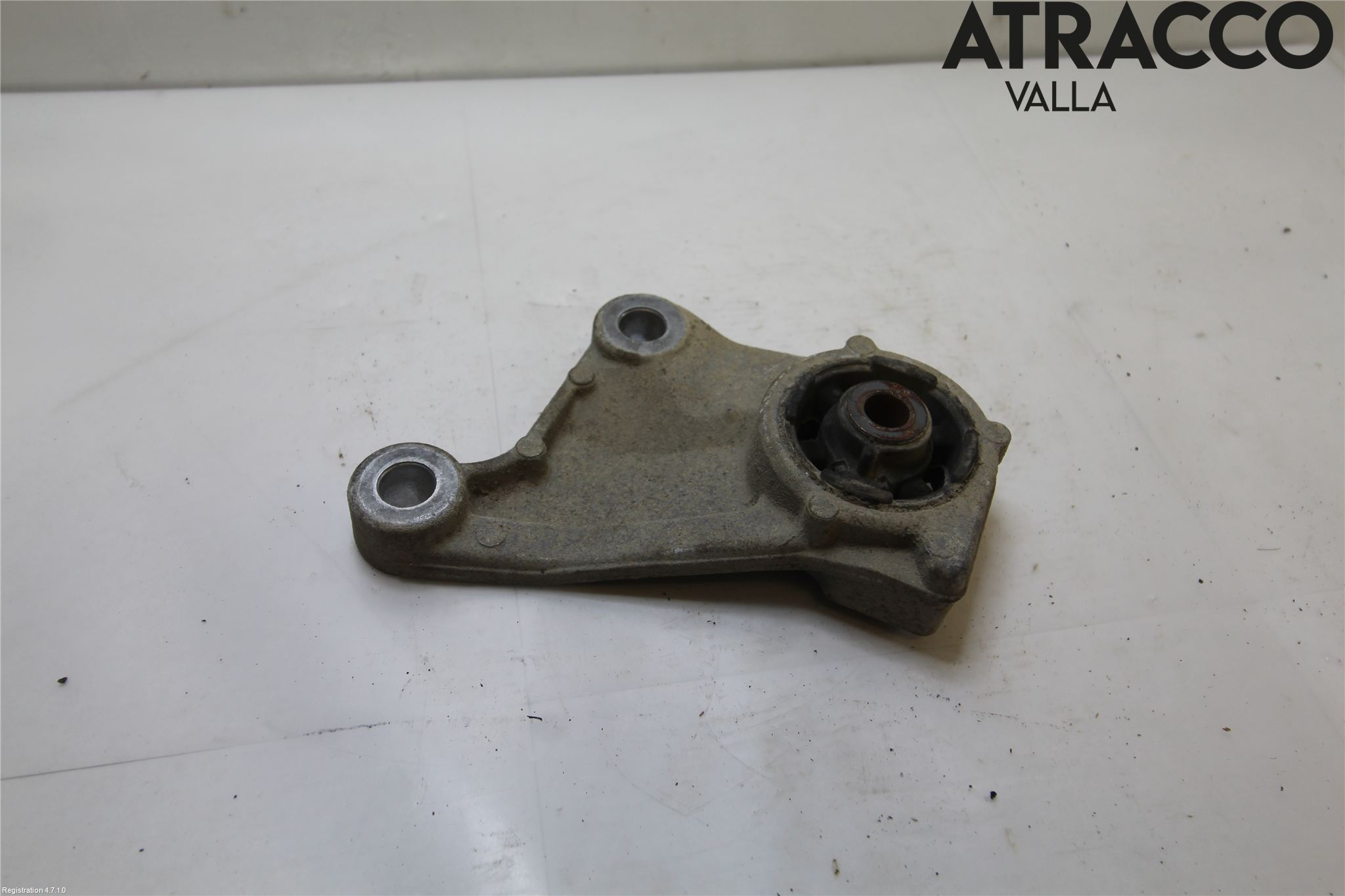 Mazda CX-5 17- Bakaxel Fäste