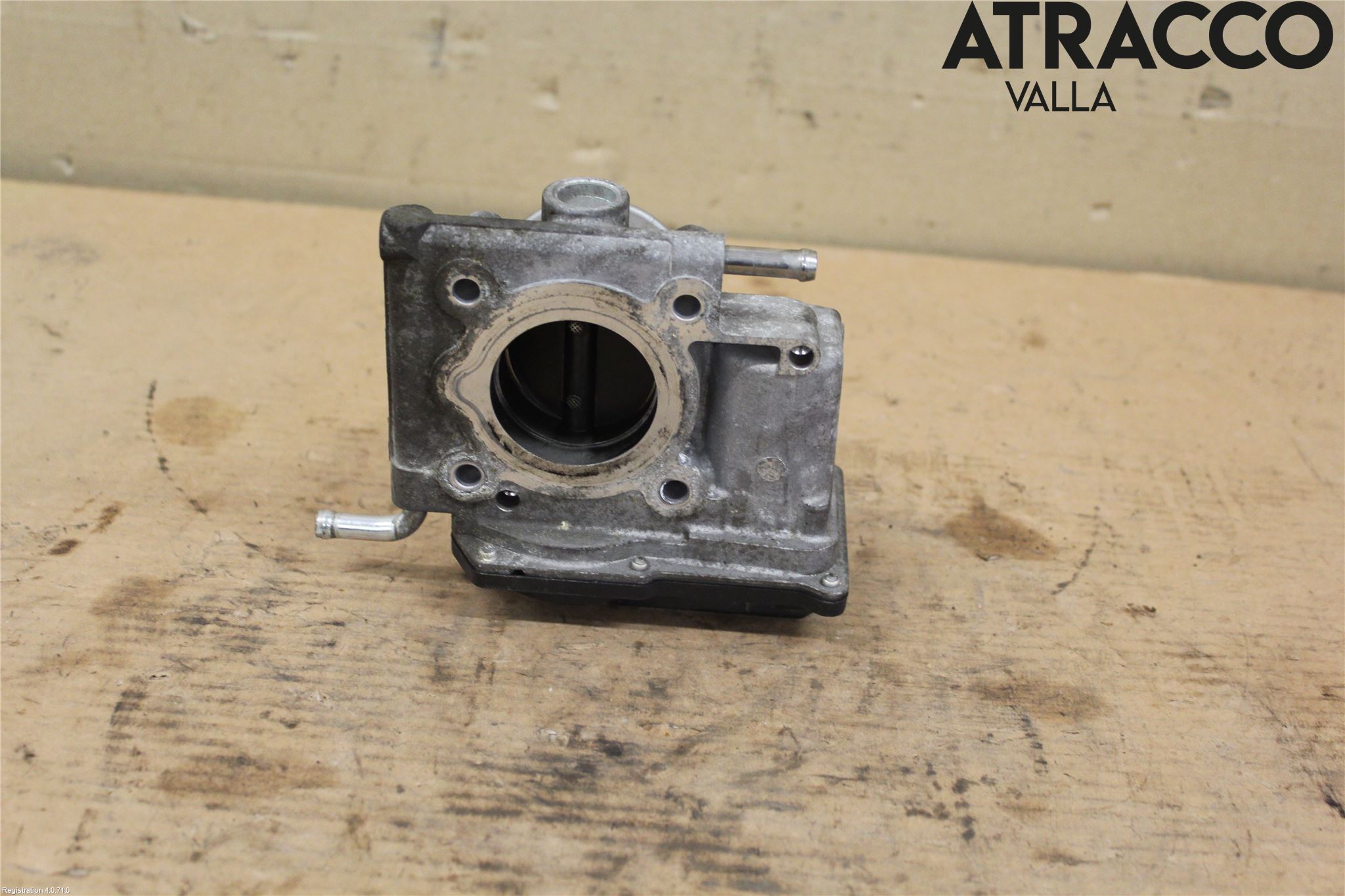 Mazda 2 (DE) 08-15 Injspjällhus