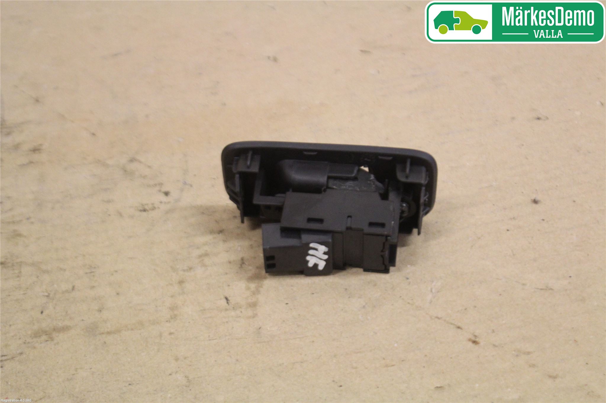 Volvo V40 12-19 Strömställare Elhiss