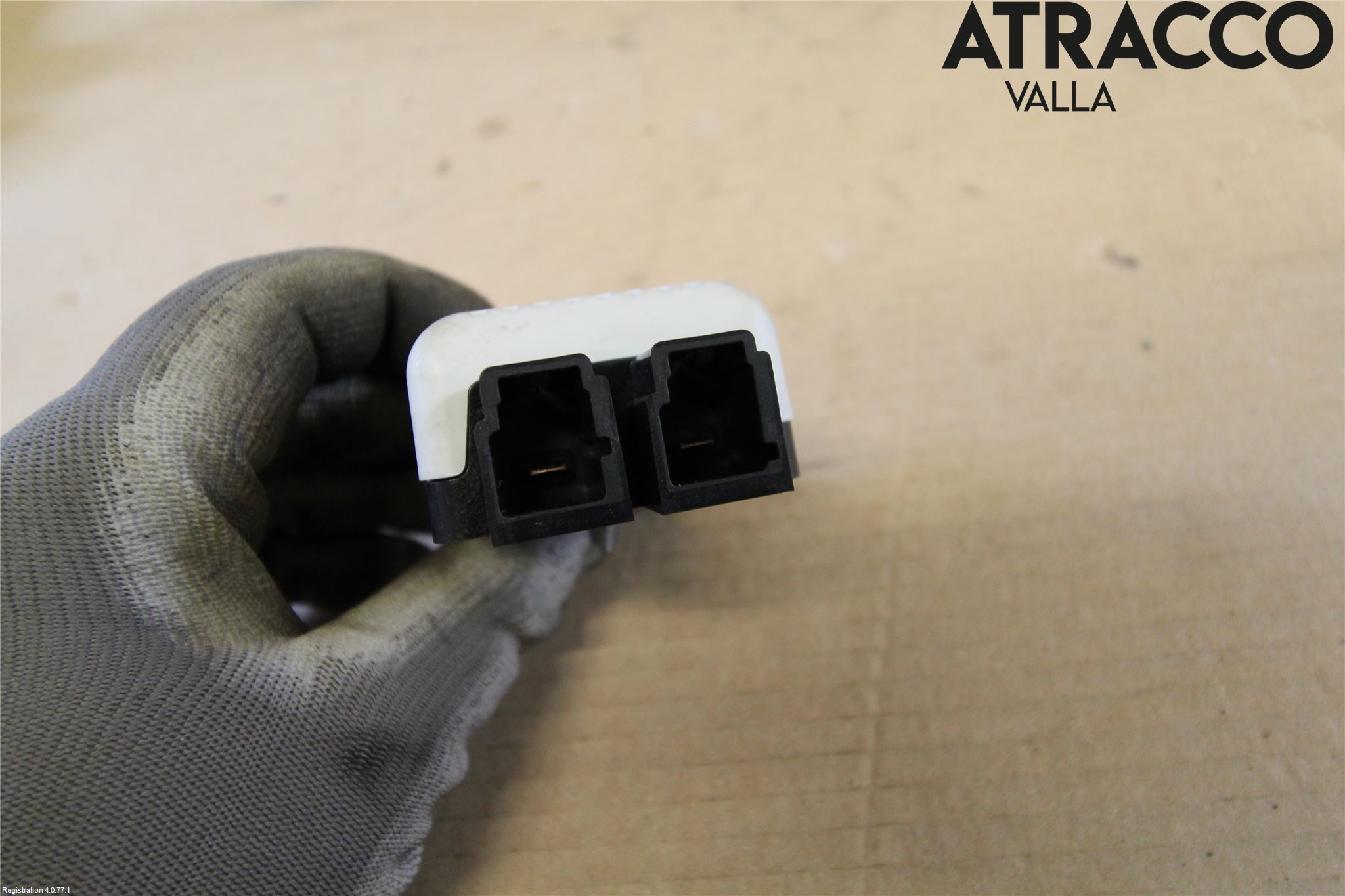 Volkswagen VW GOLF / E-GOLF VII 13-20 Antennförstärkare