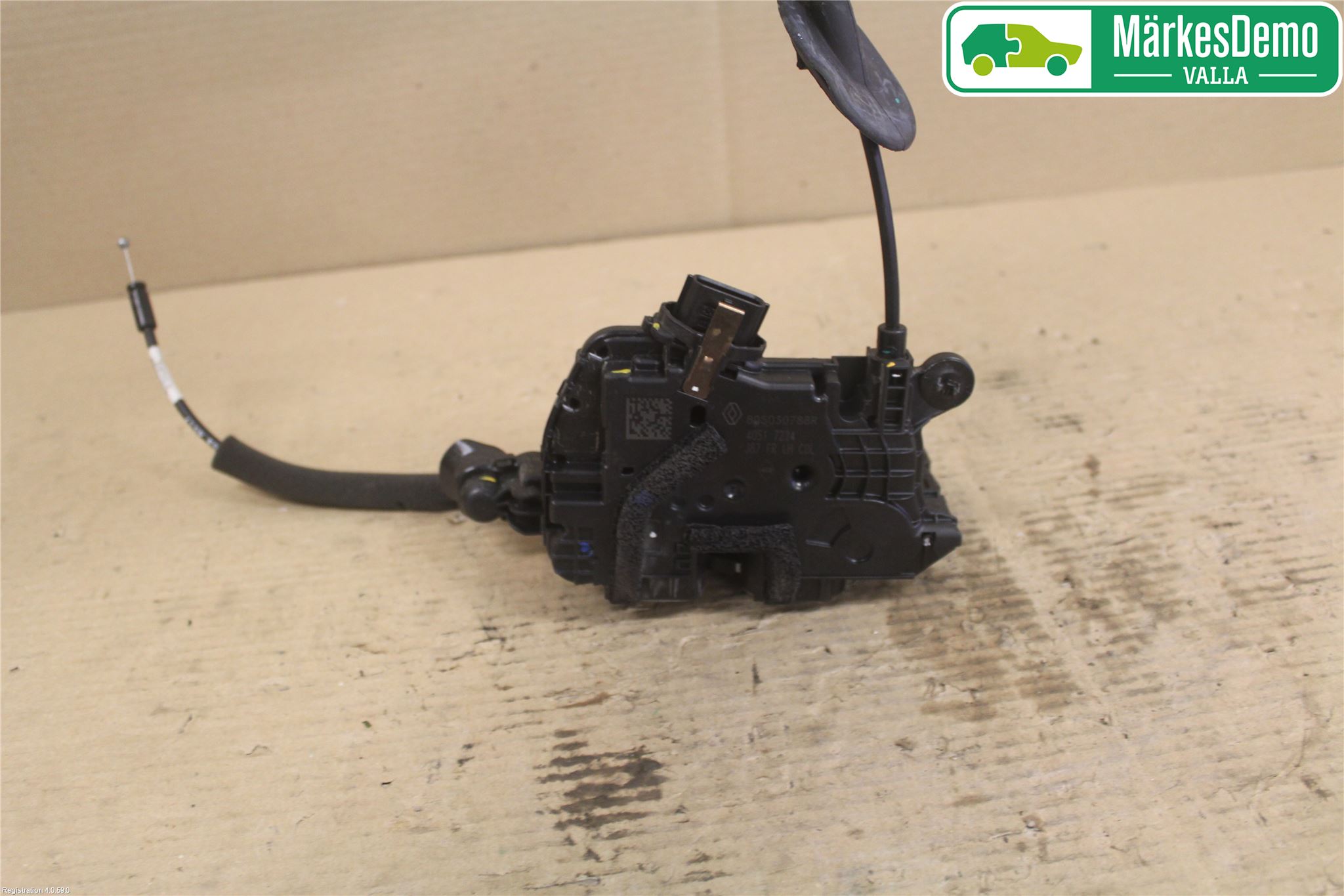 Renault CAPTUR 13-19 Låskista-Dörrlås