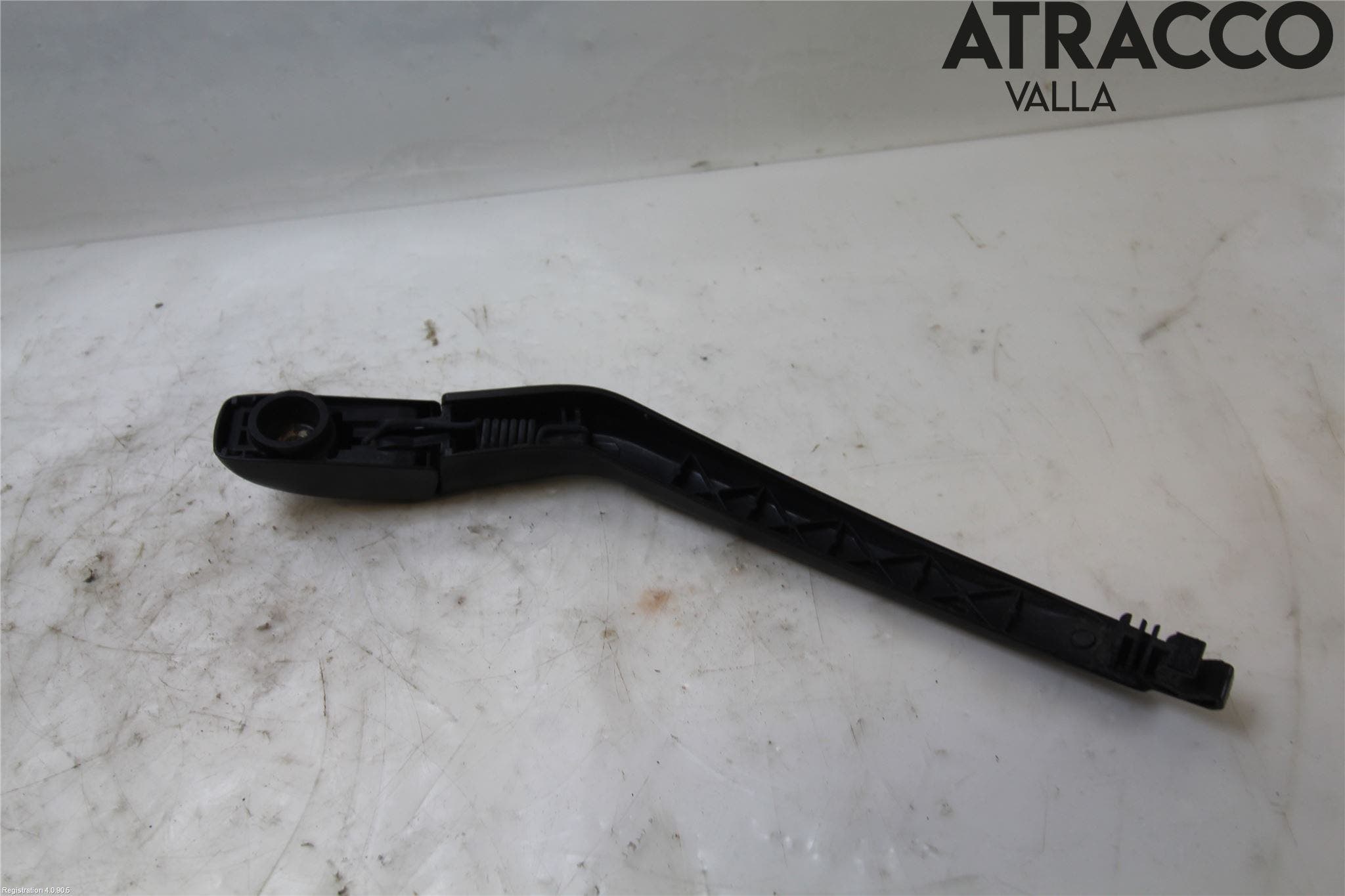 Toyota YARIS XP130 15-20 Torkararm-Bakruta