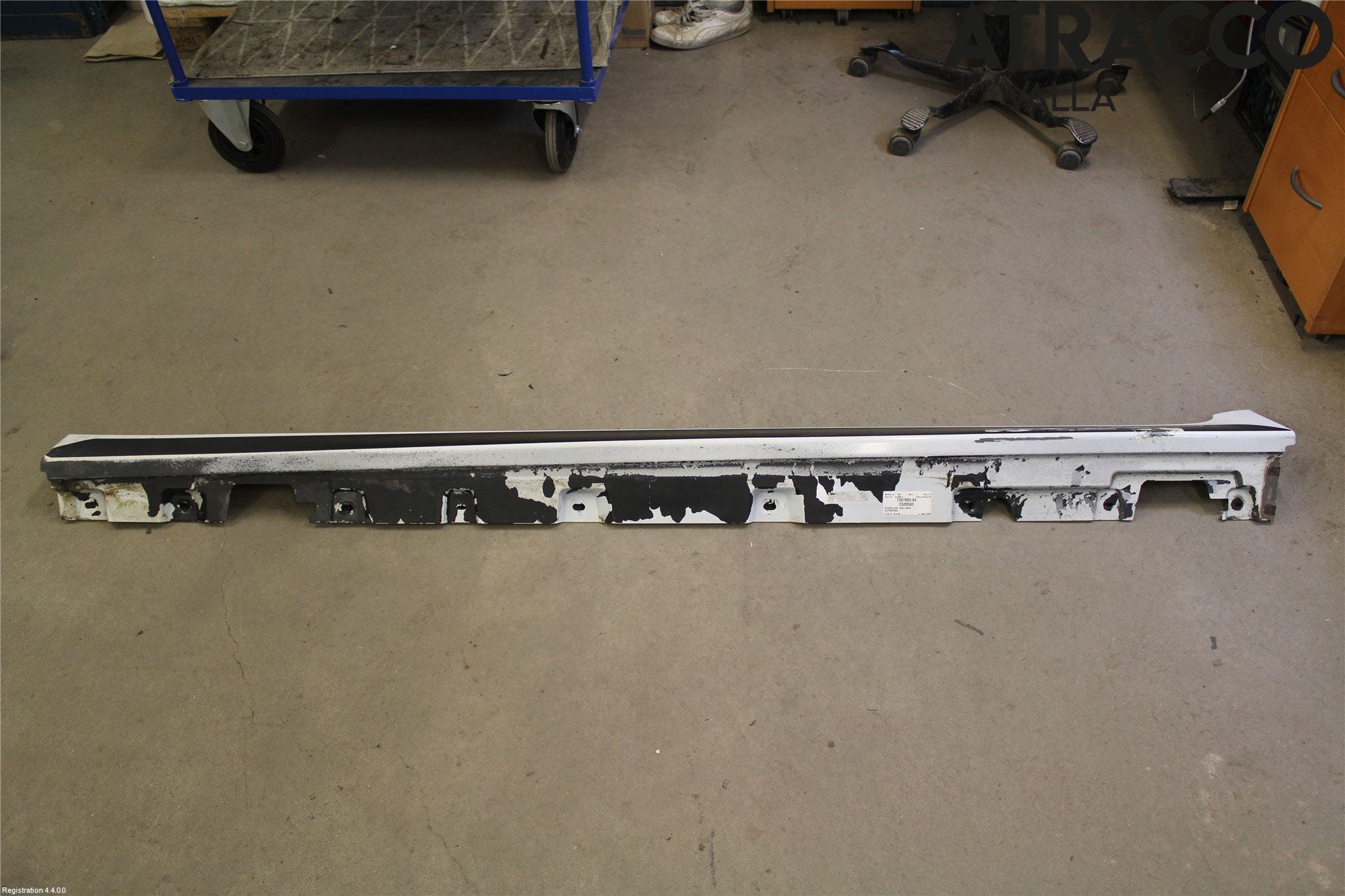 BMW 5 F10/F11/F18 09-17 Sidokjol Vä