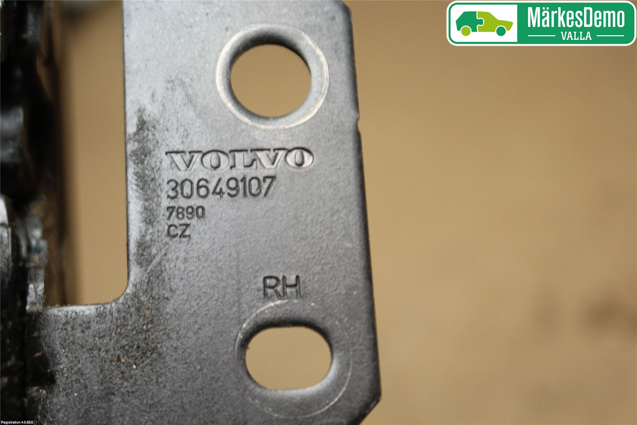 Volvo XC90 03-06 Låskista Baklucka