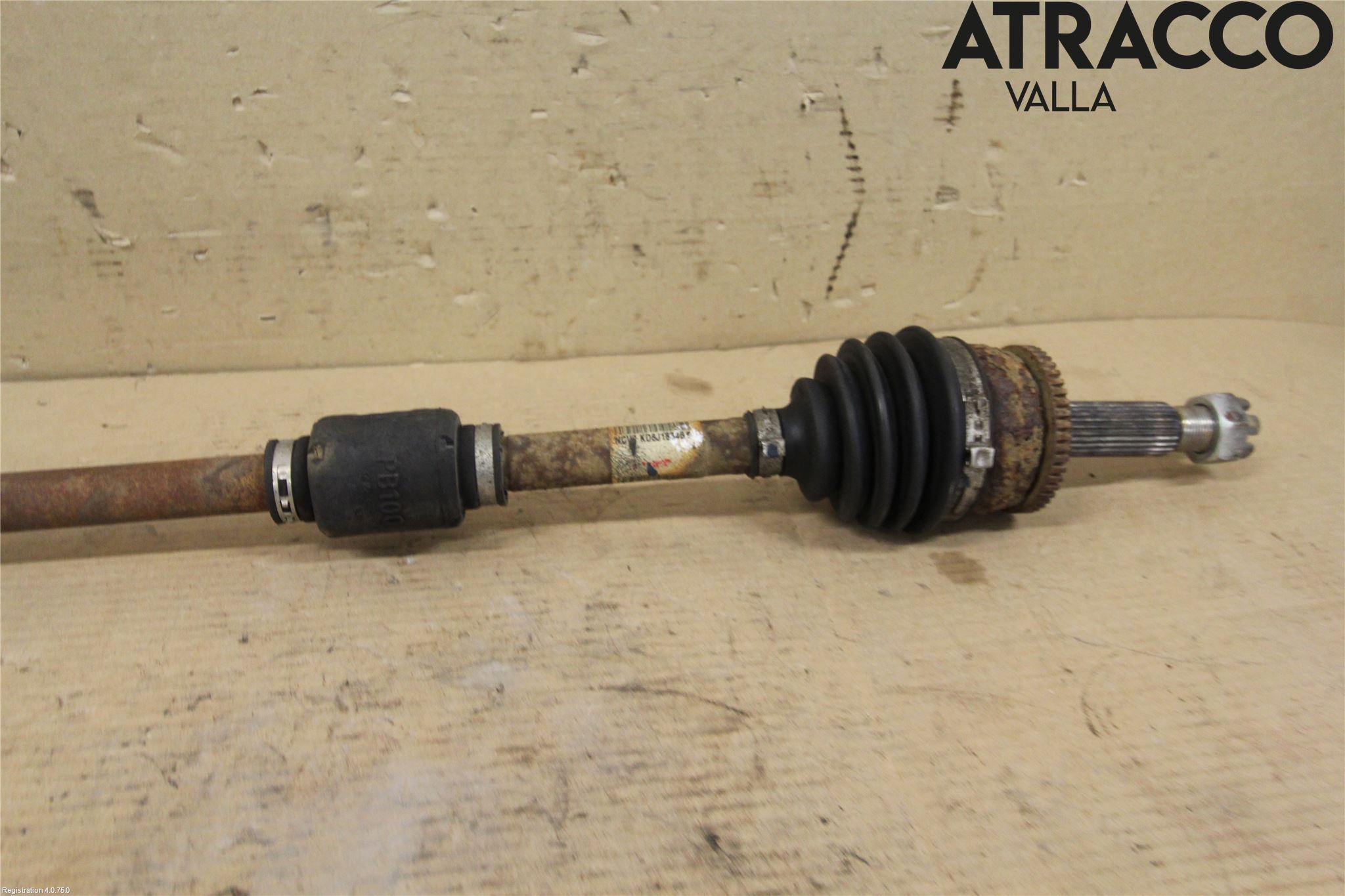 Hyundai i20 PB 09-14 Drivaxel Fram Höger